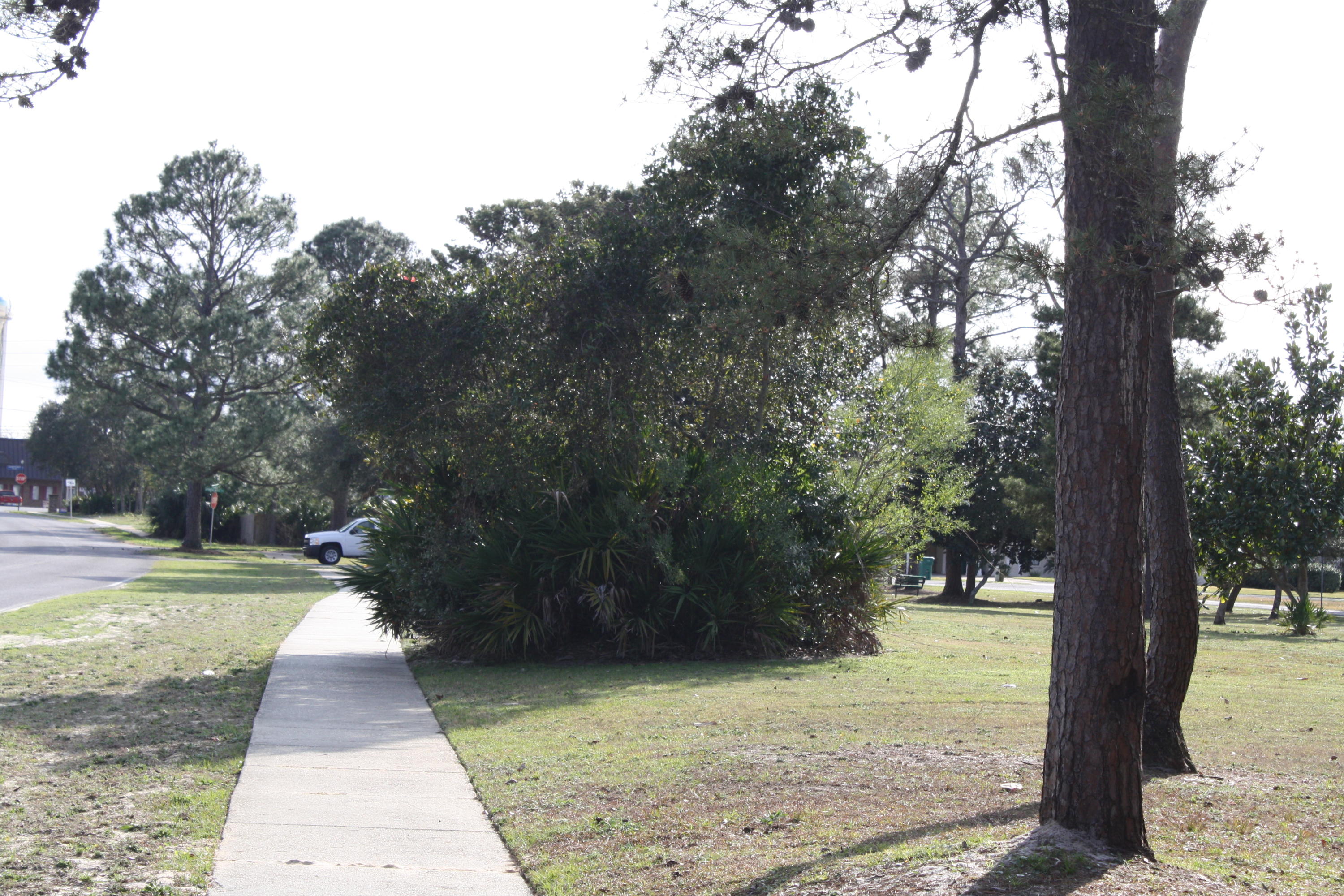 KELL-AIRE GARDENS - Land