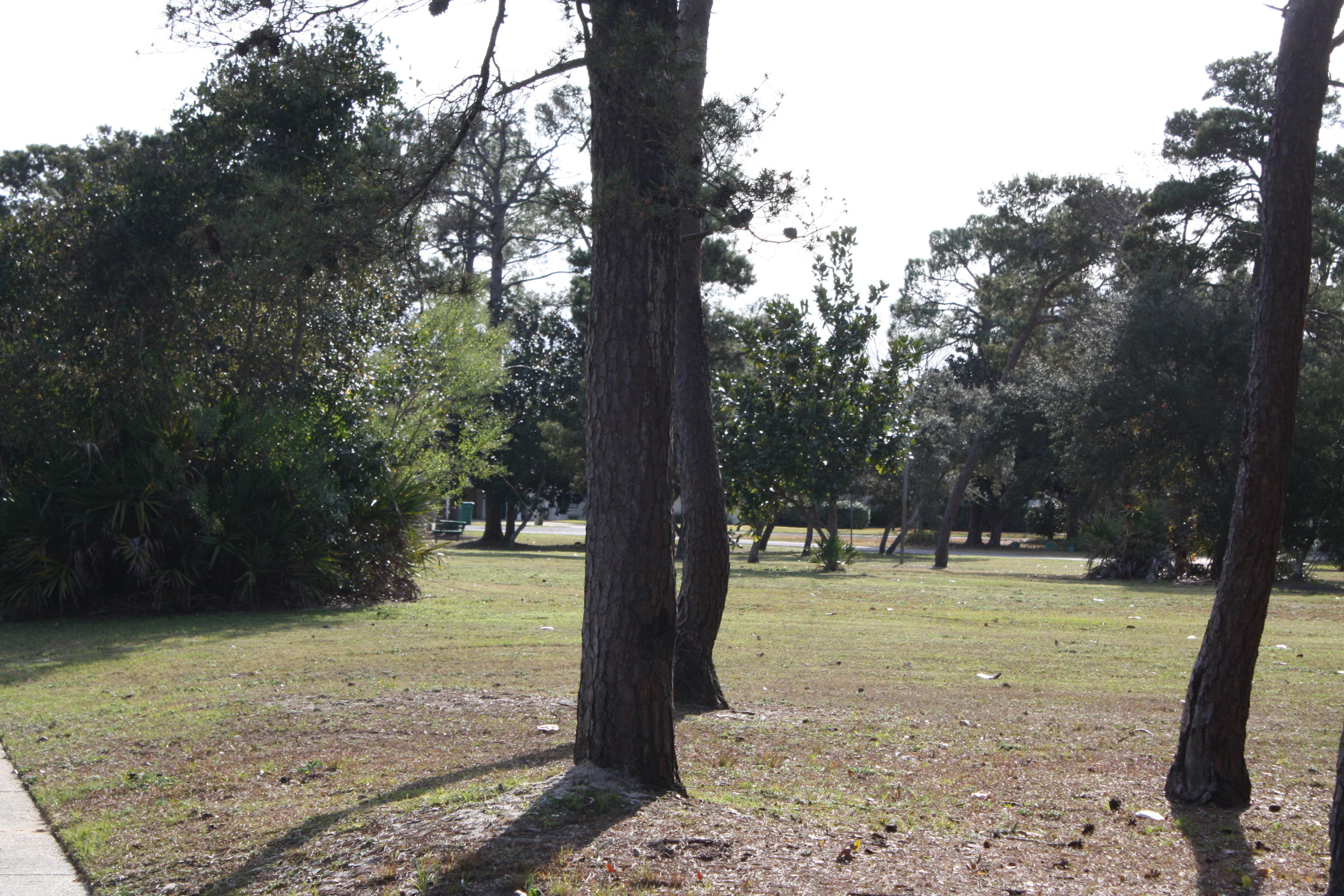 KELL-AIRE GARDENS - Land