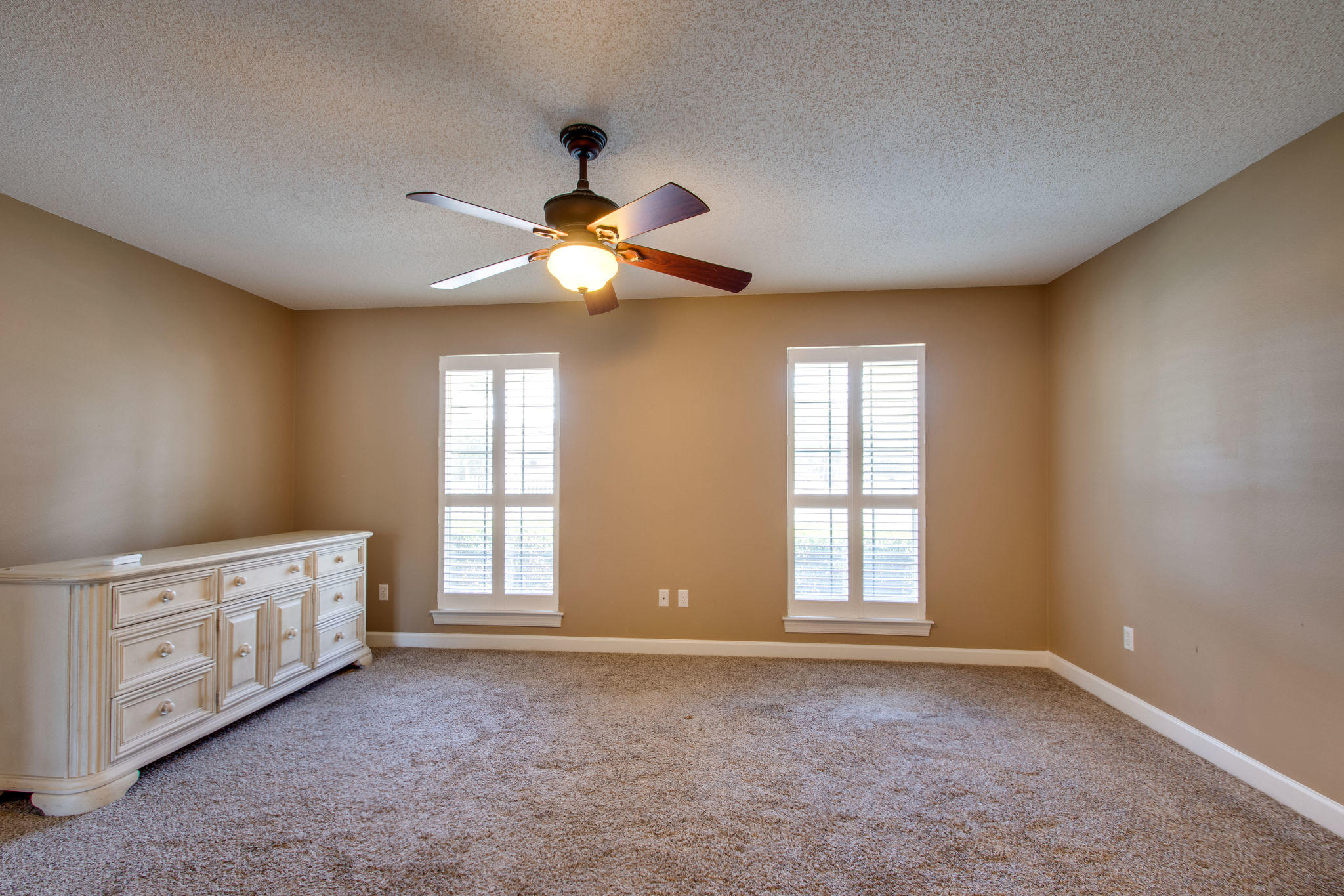 SEA DUNES - Residential