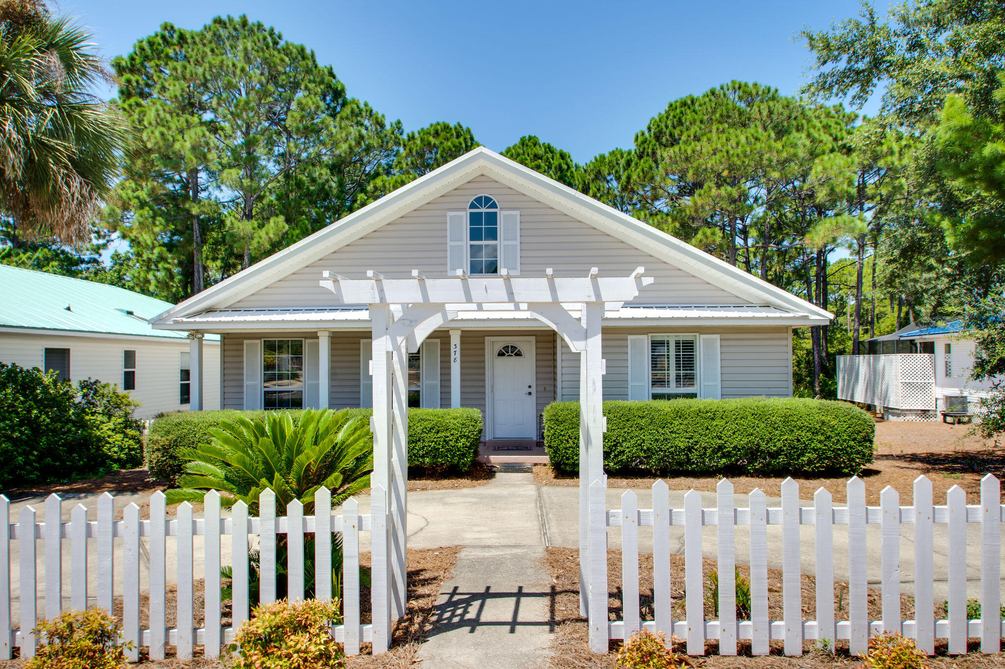 SEA DUNES - Residential