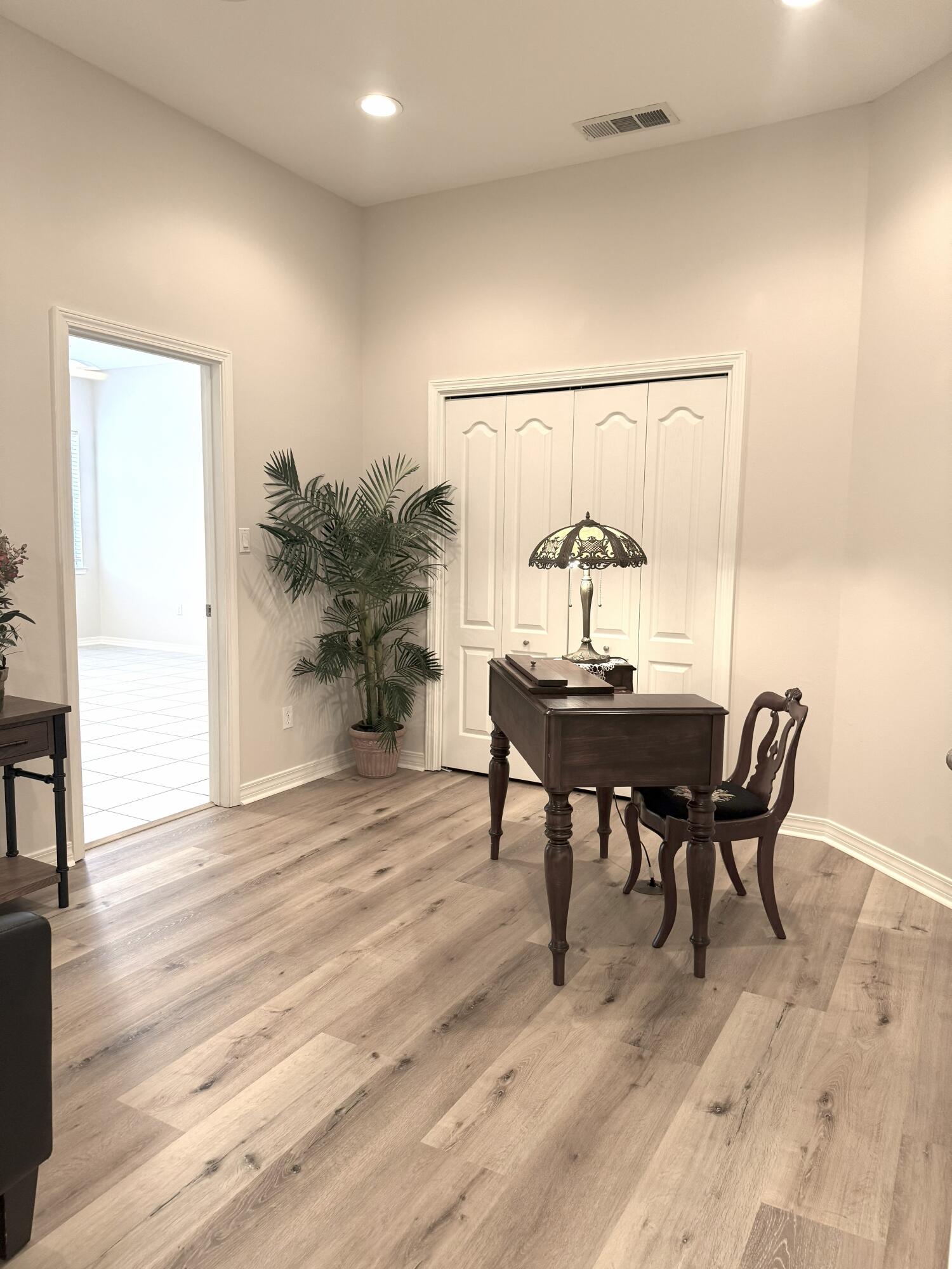 BRIDGEPORT COLONY - Residential