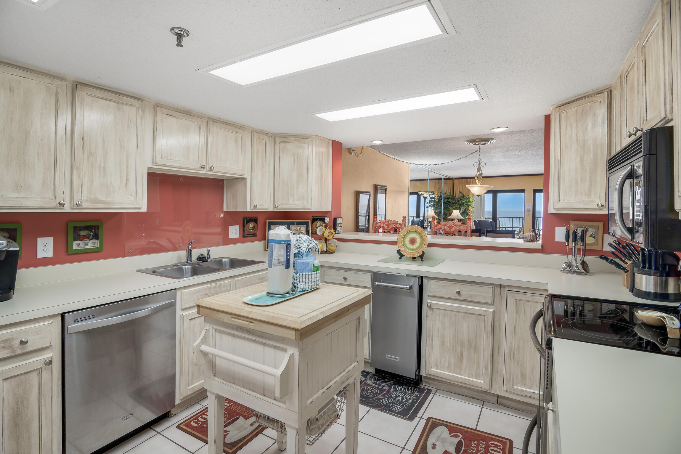 BREAKERS EAST CONDO - Residential