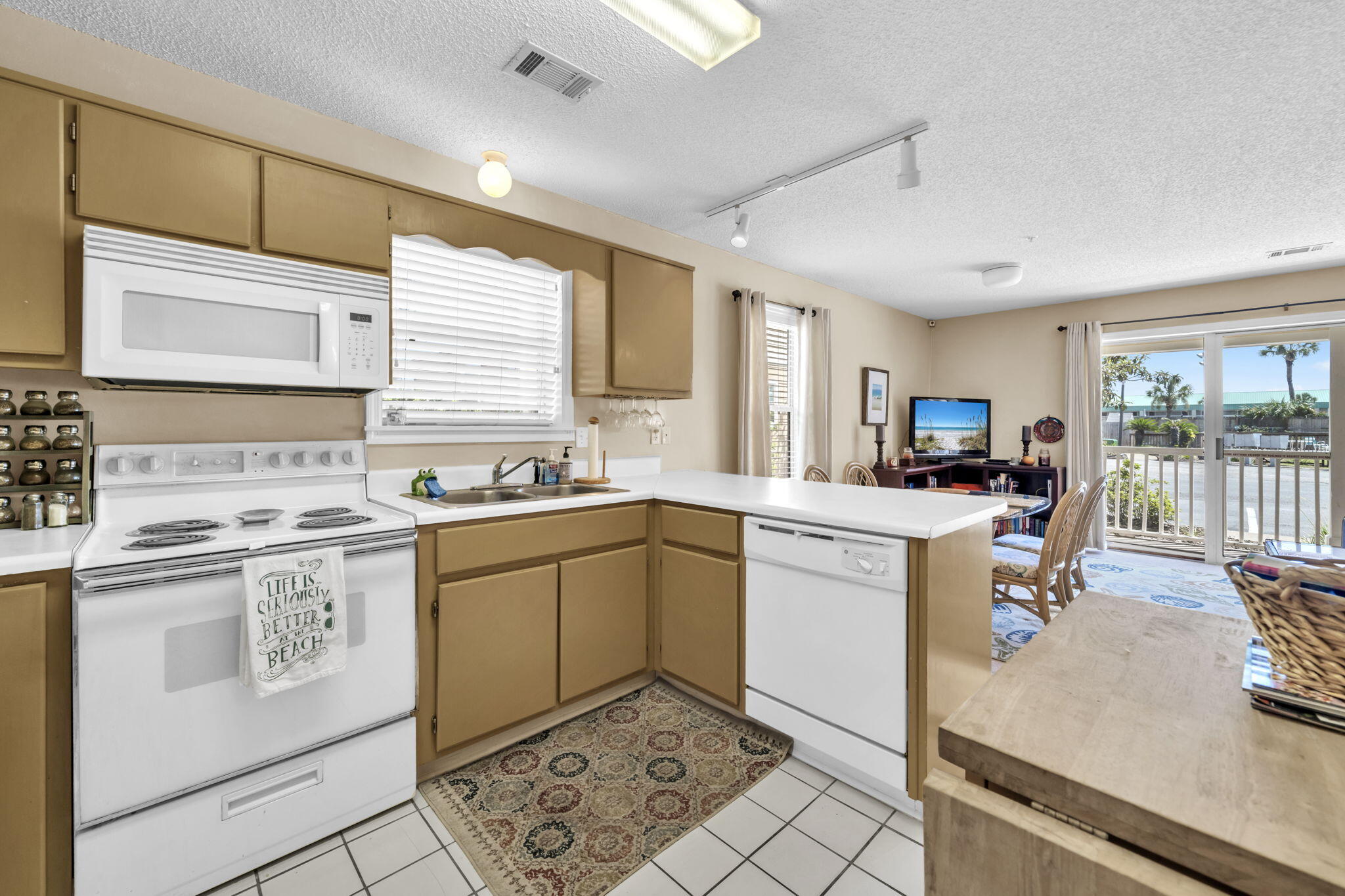ST MARTIN BEACHWALK VILLAS - Residential