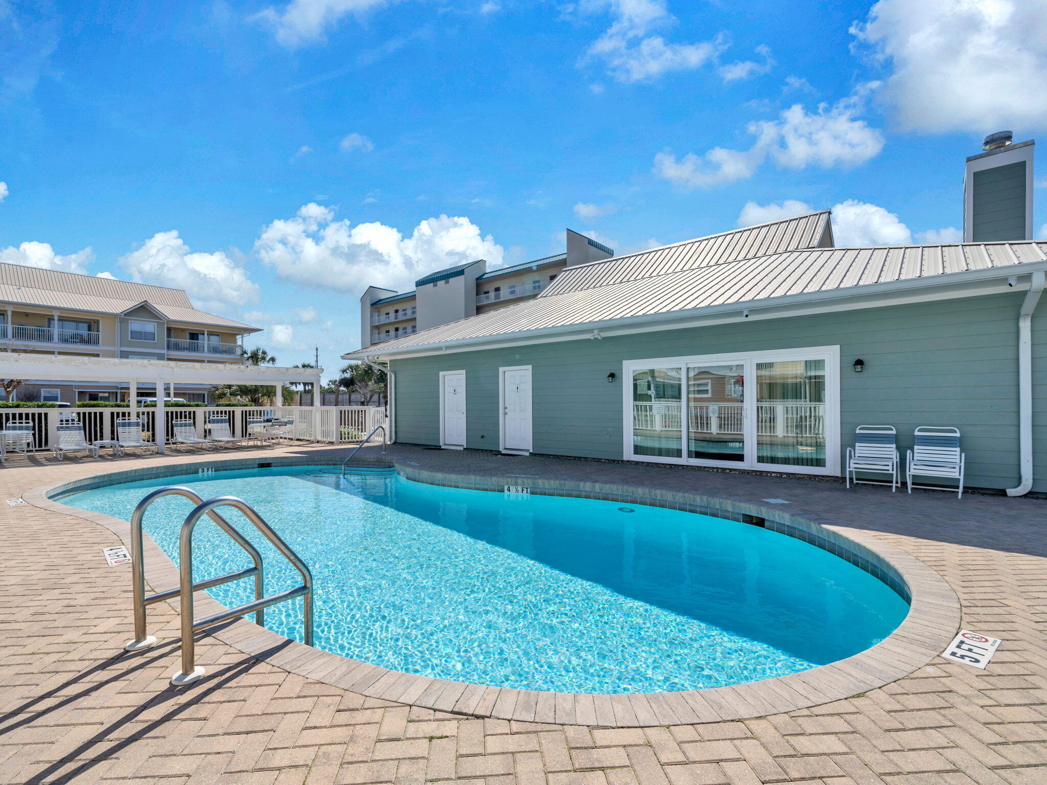 ST MARTIN BEACHWALK VILLAS - Residential