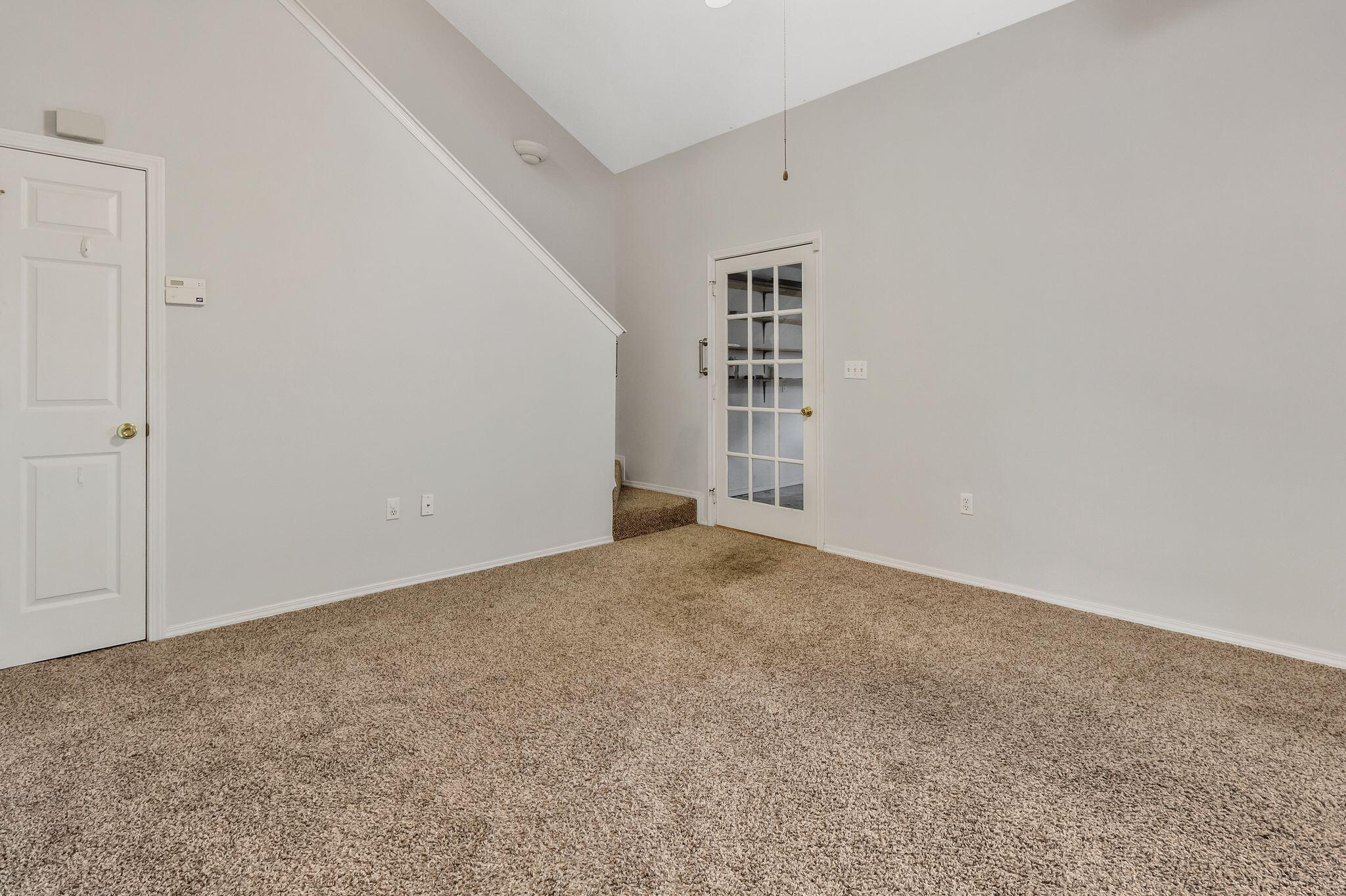 BLUE RIDGE ESTATES S/D - Residential Lease