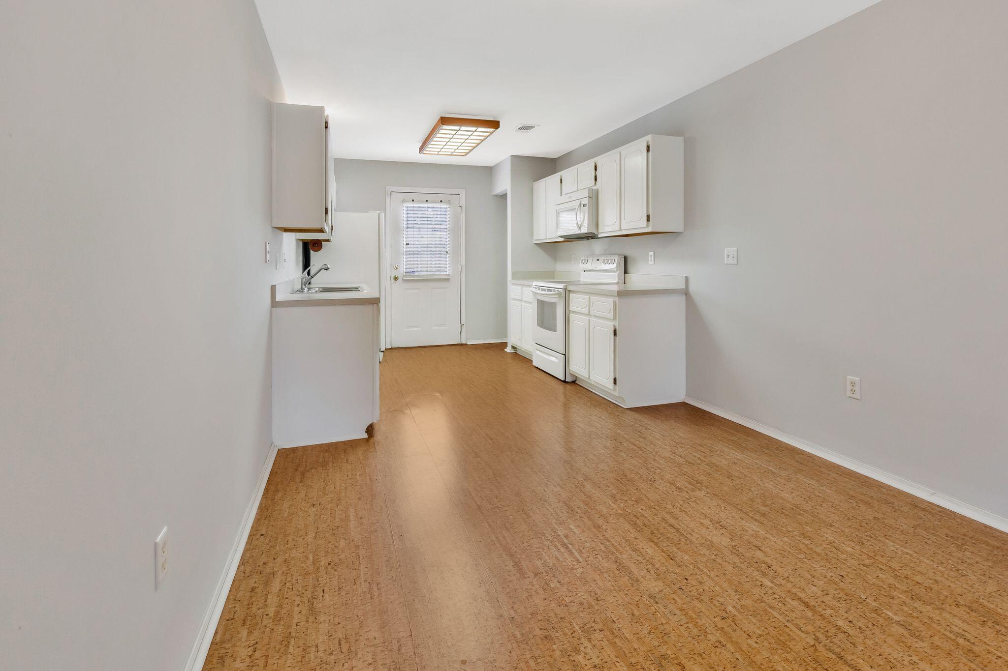 BLUE RIDGE ESTATES S/D - Residential Lease