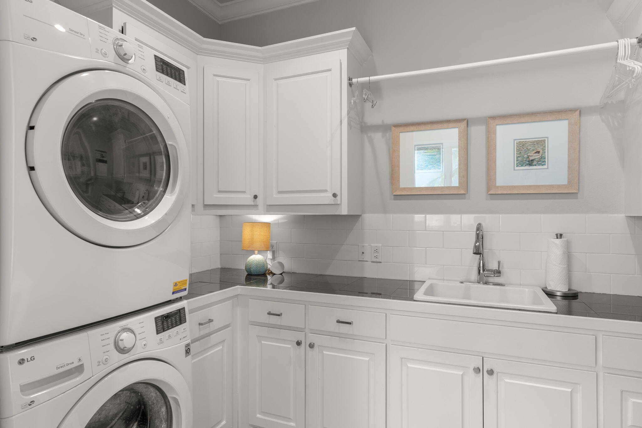 BAYTOWNE AVE EAST - Residential