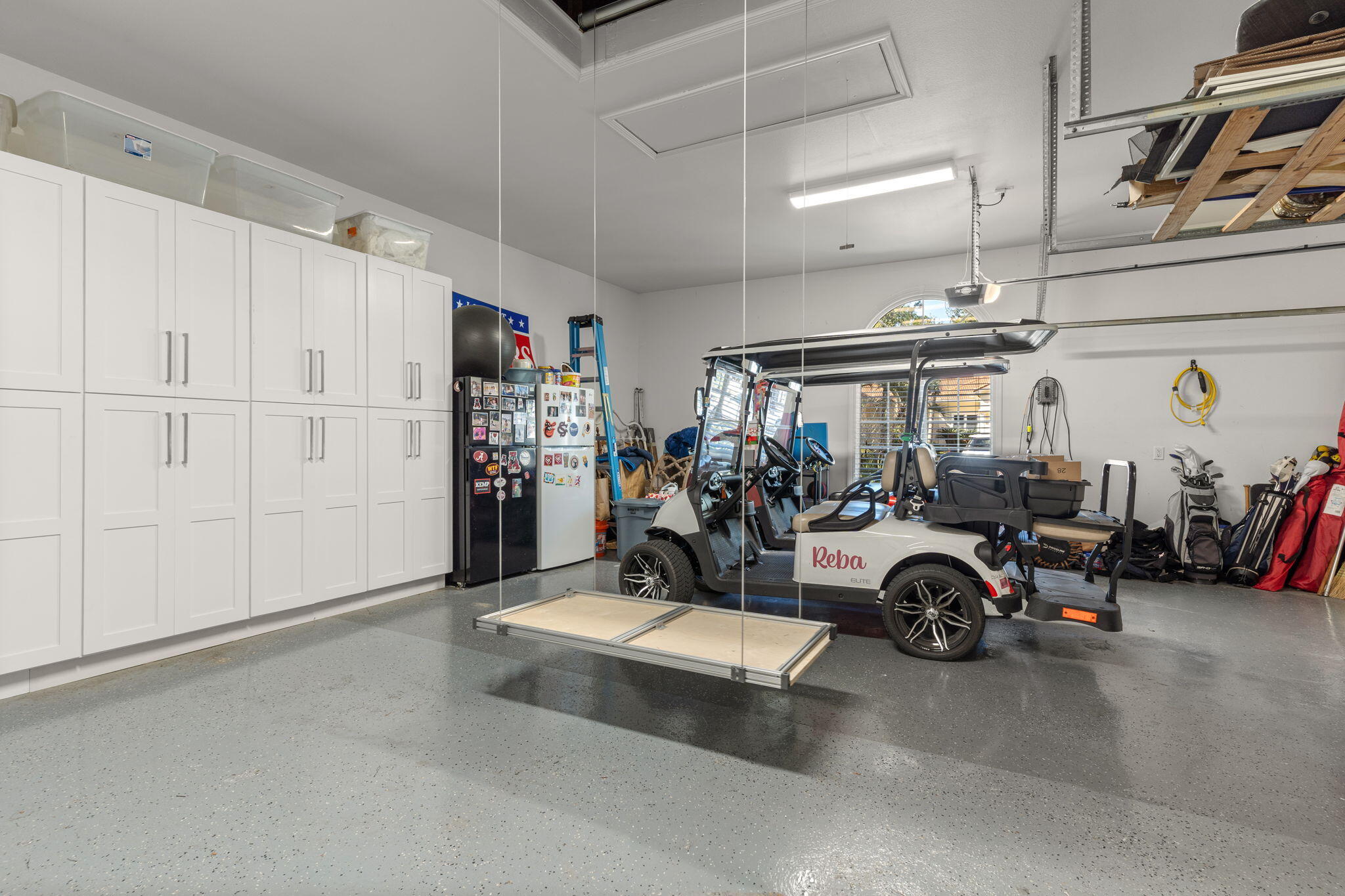 BAYTOWNE AVE EAST - Residential