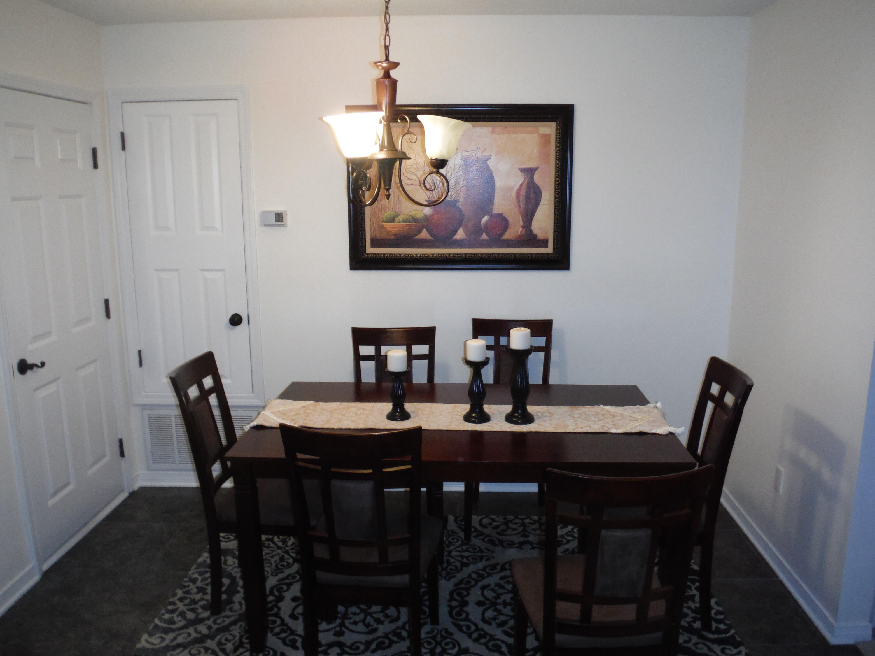 WEST NAVARRE - Residential