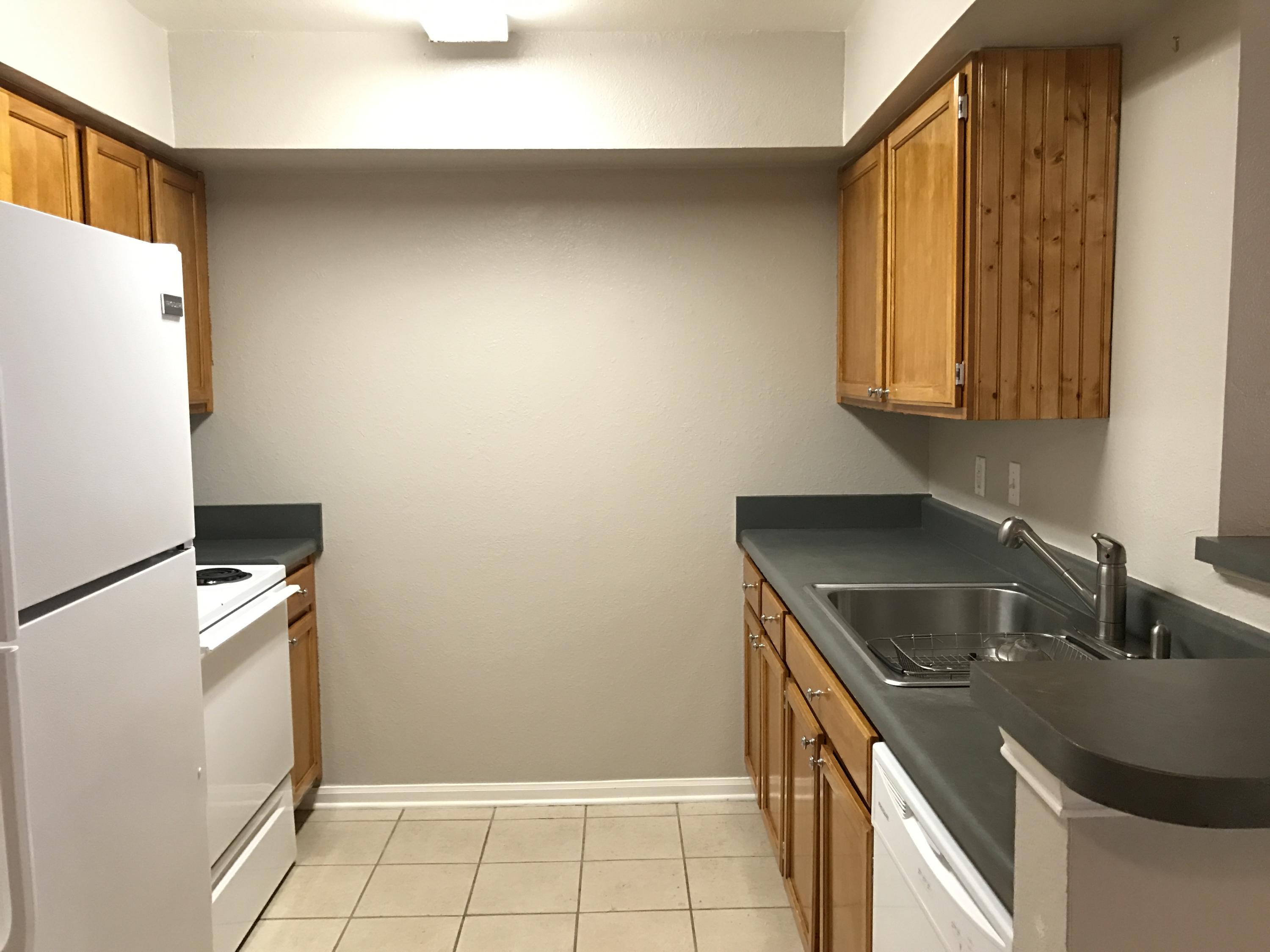 INDIAN LAKE - Residential Lease