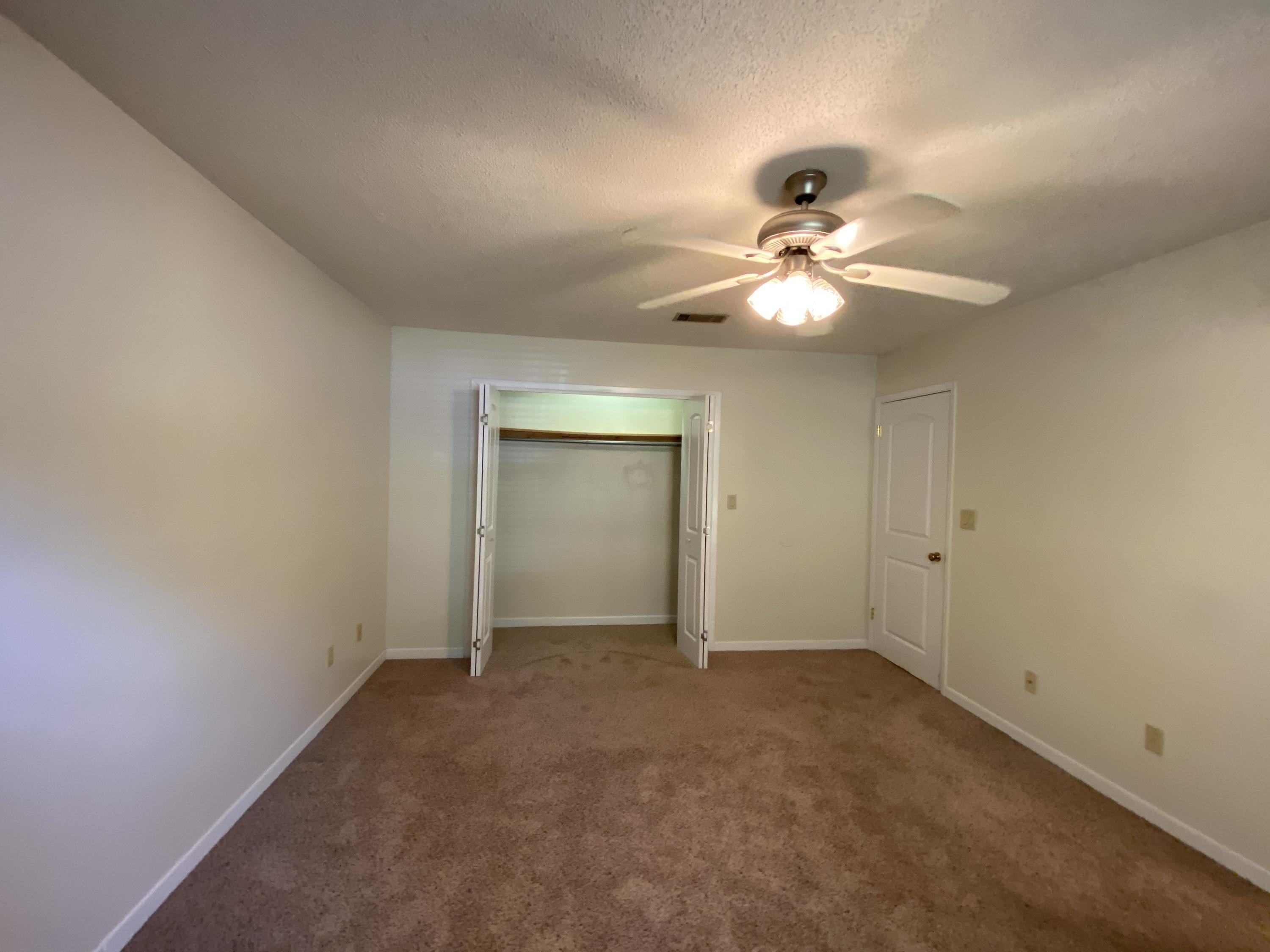 PINEWOOD ESTATES 2 - Residential Lease