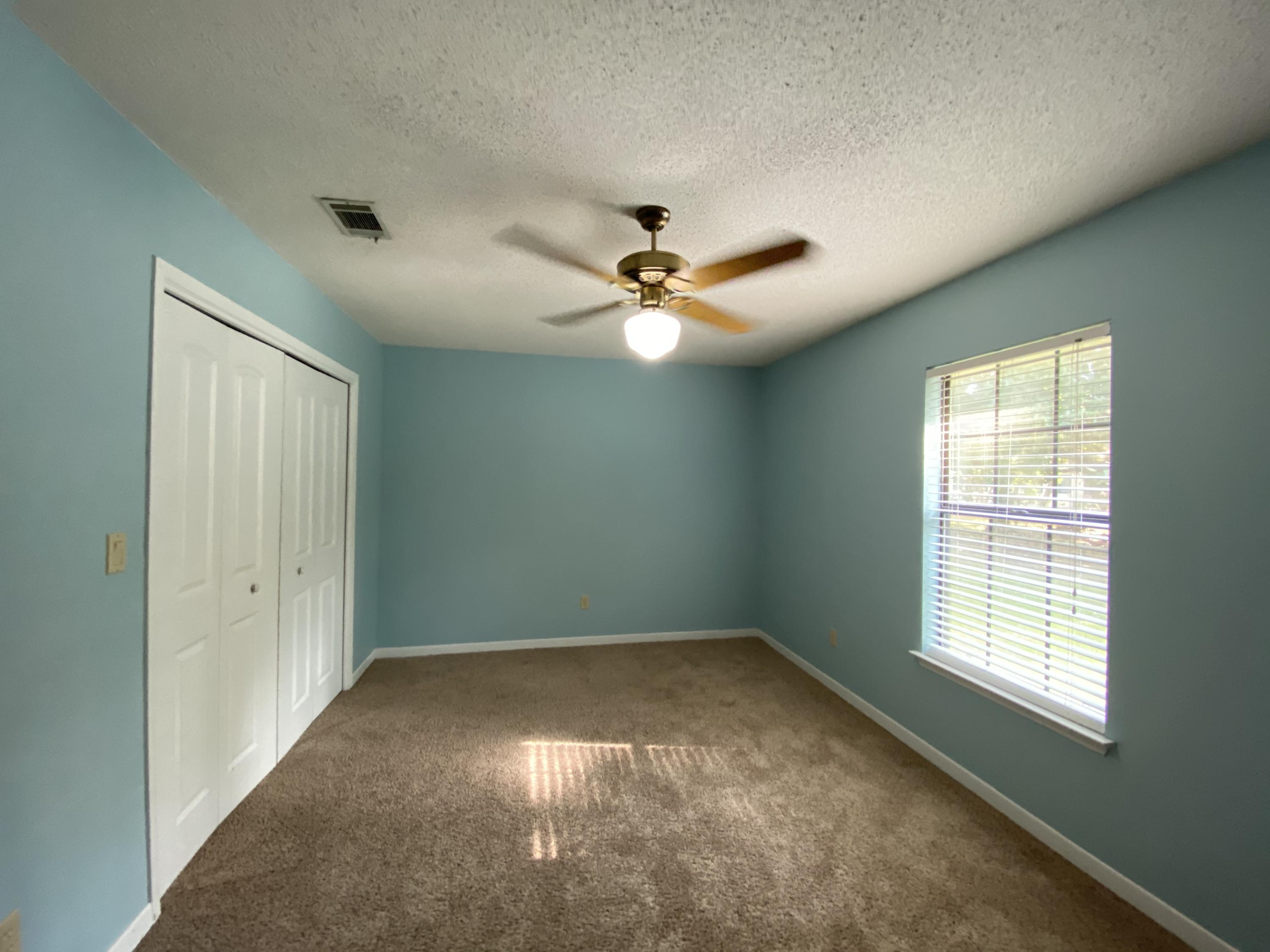 PINEWOOD ESTATES 2 - Residential Lease