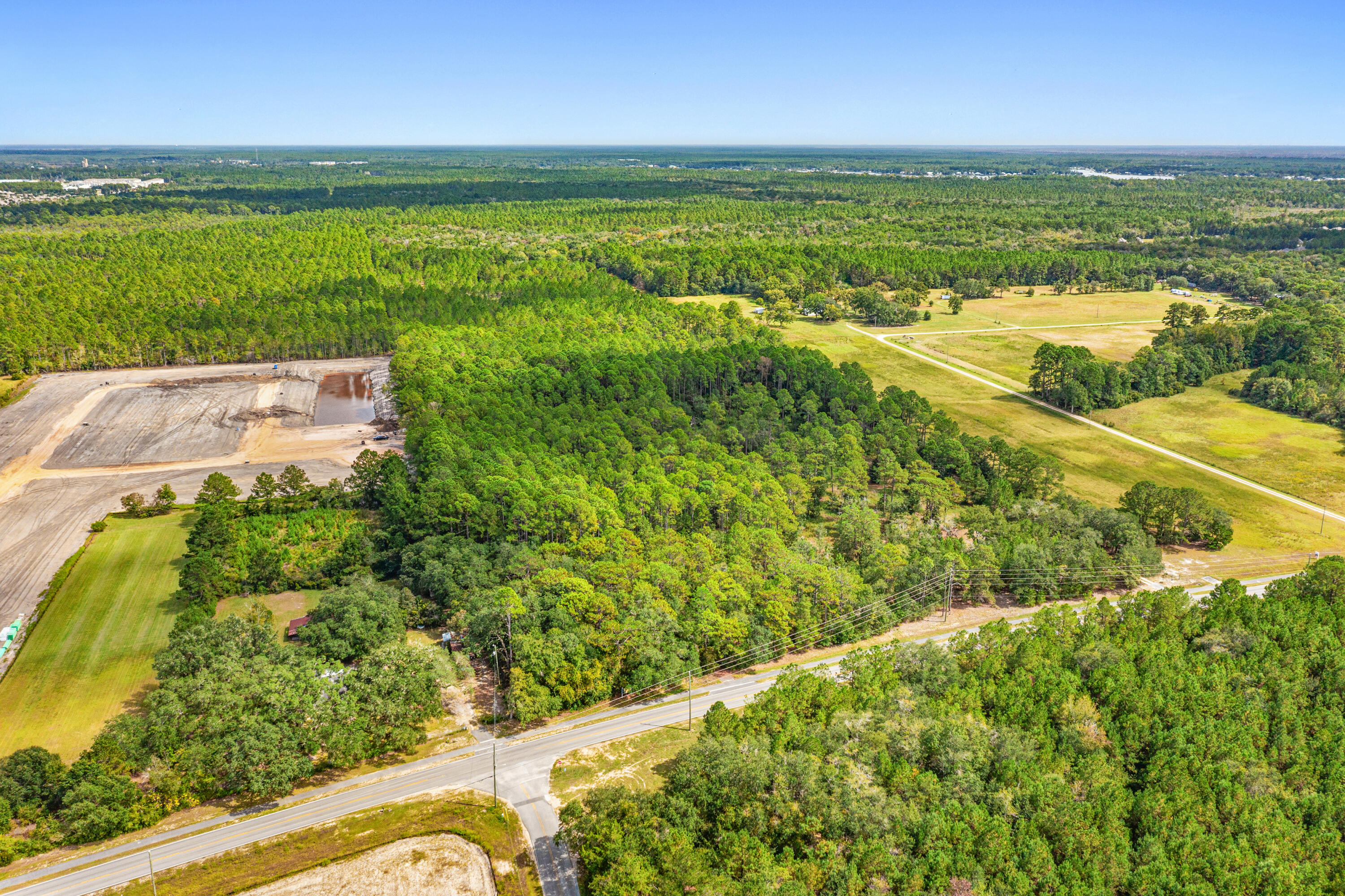 NO RECORDED SUBDIVISION - Land