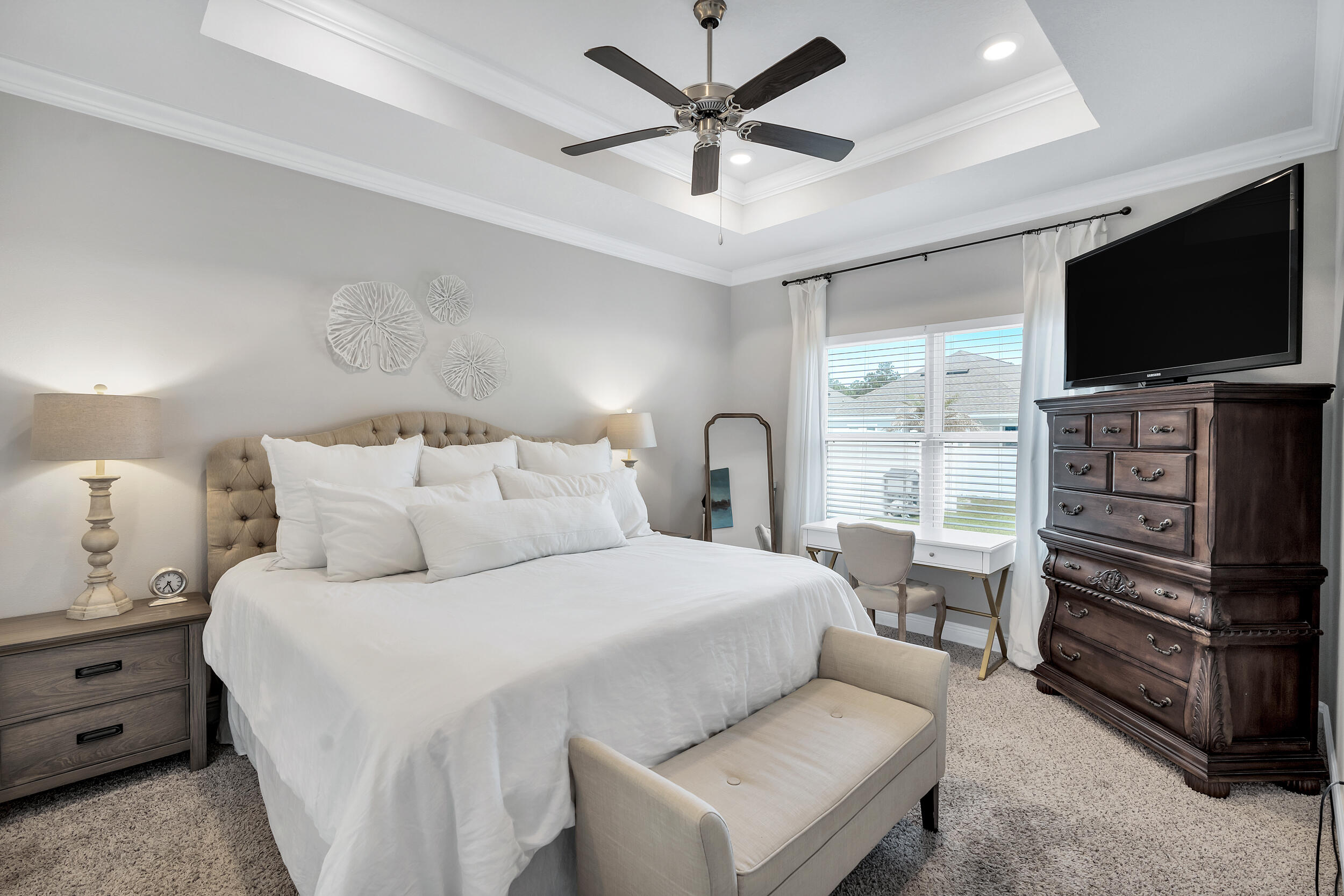 STONEGATE - Residential