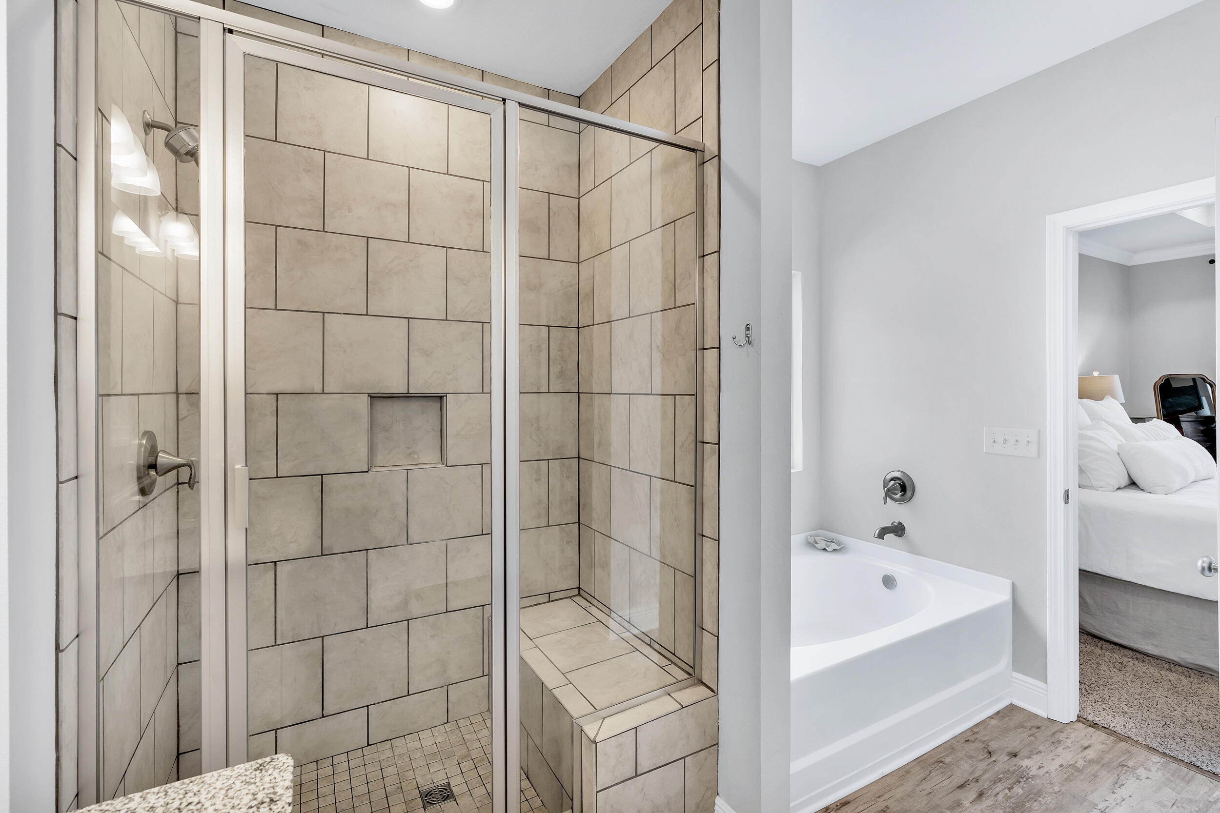 STONEGATE - Residential