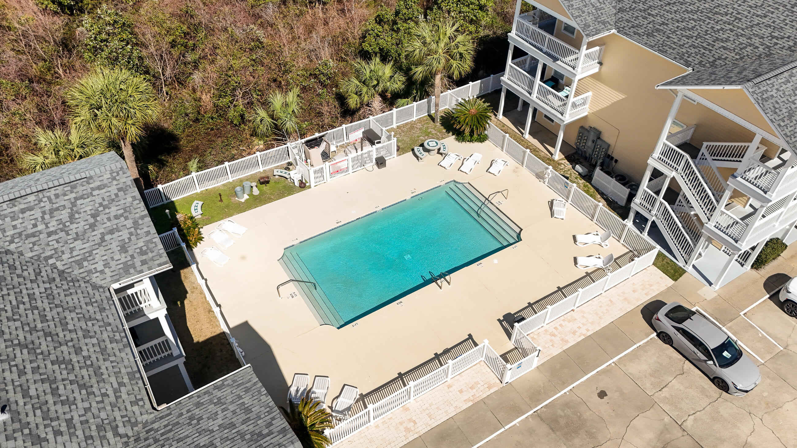 PEACHTREE PLACE 1 CONDO - Residential