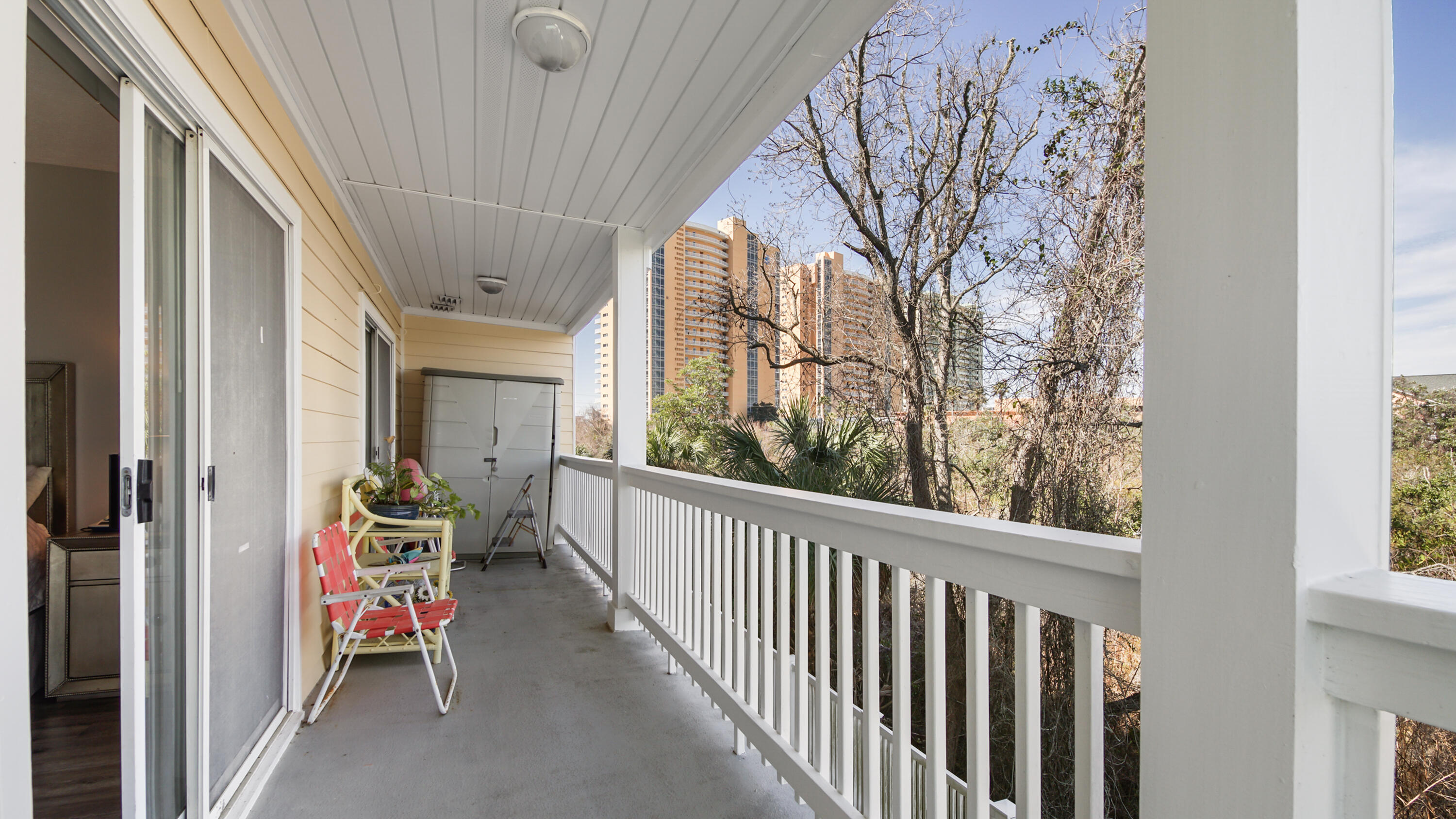 PEACHTREE PLACE 1 CONDO - Residential