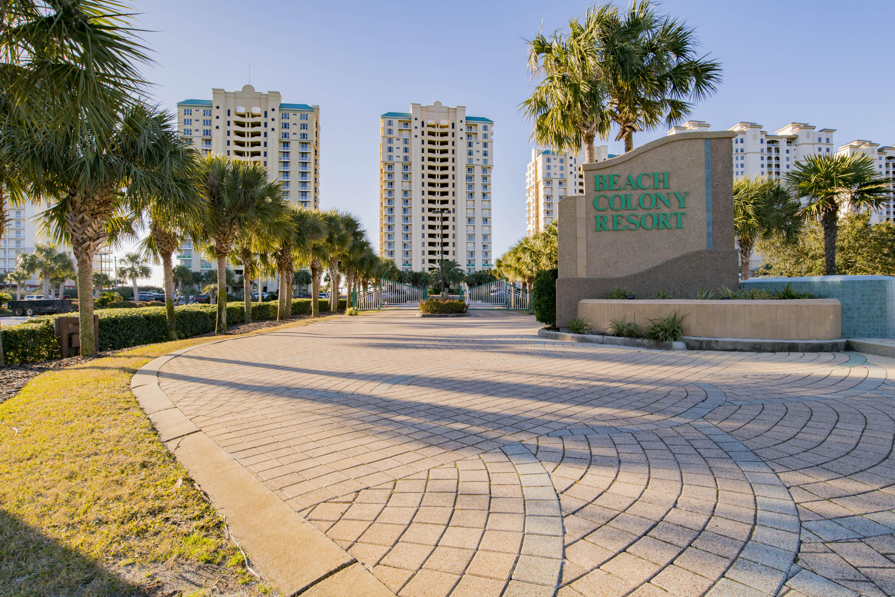 BEACH COLONY RESORT - Residential