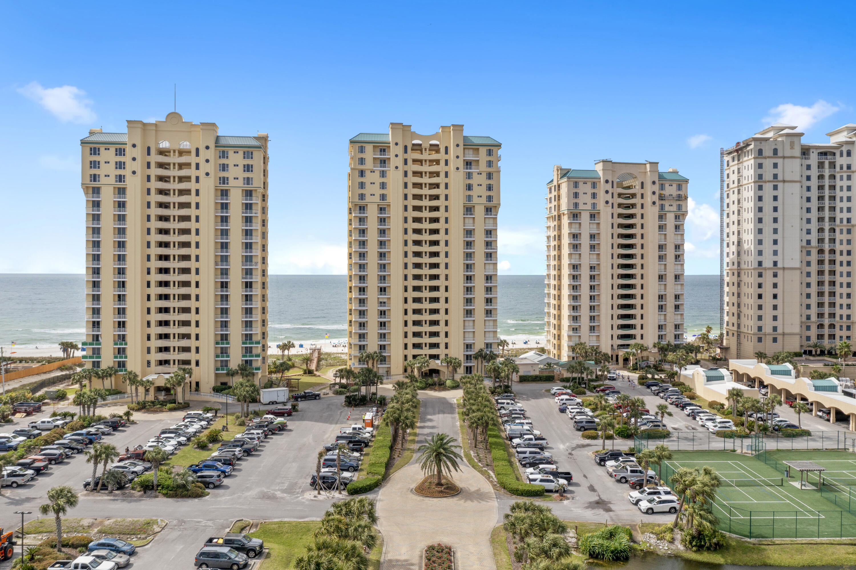 BEACH COLONY RESORT - Residential