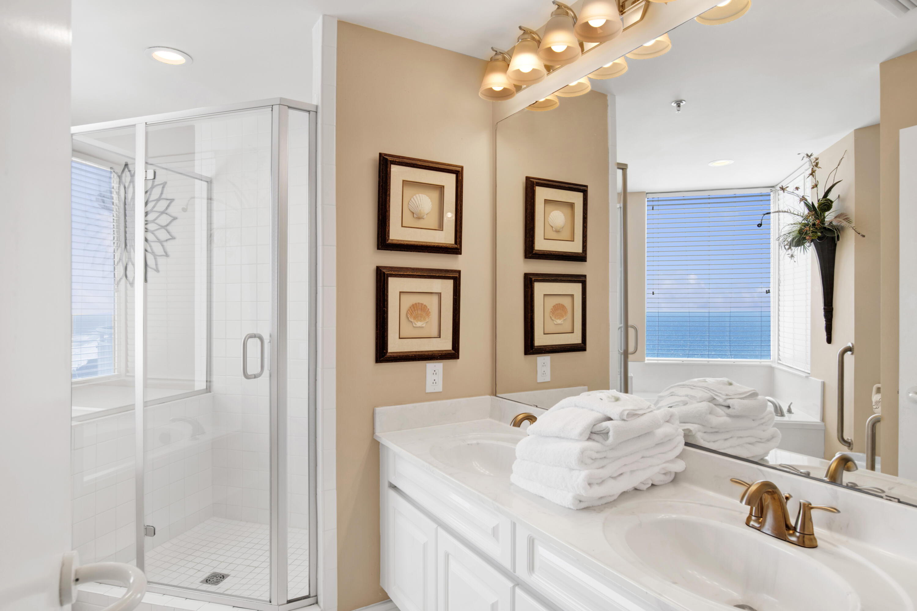 BEACH COLONY RESORT - Residential