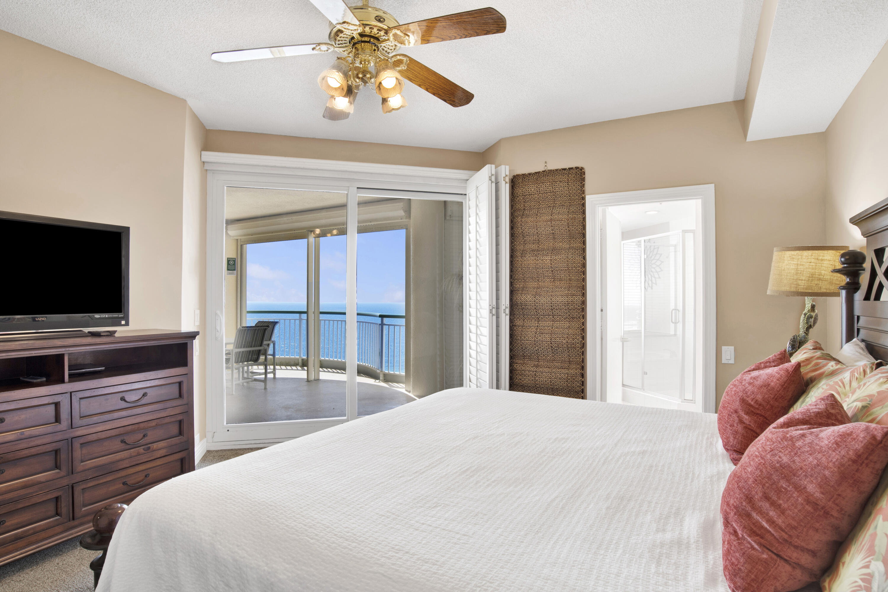 BEACH COLONY RESORT - Residential