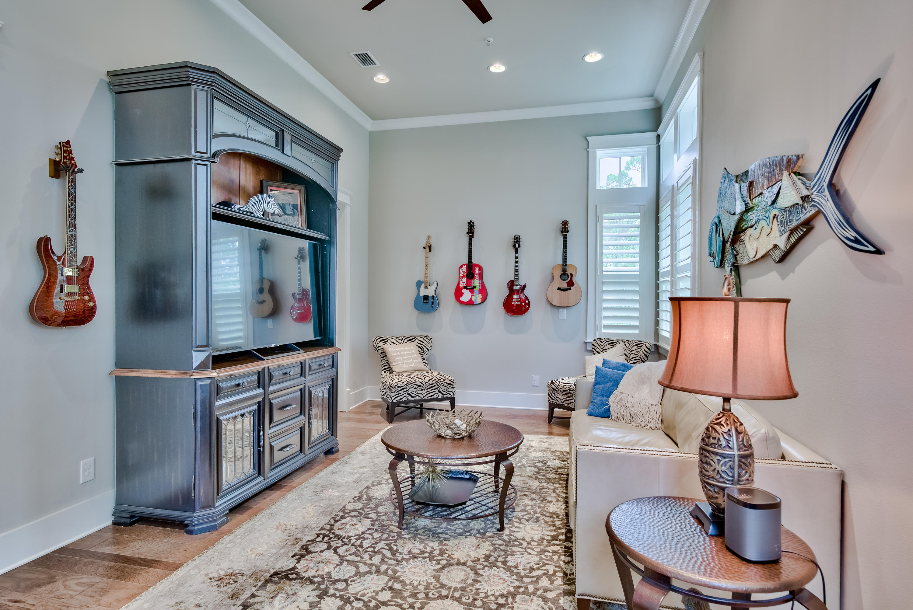 HIGHLAND PARKS - Residential