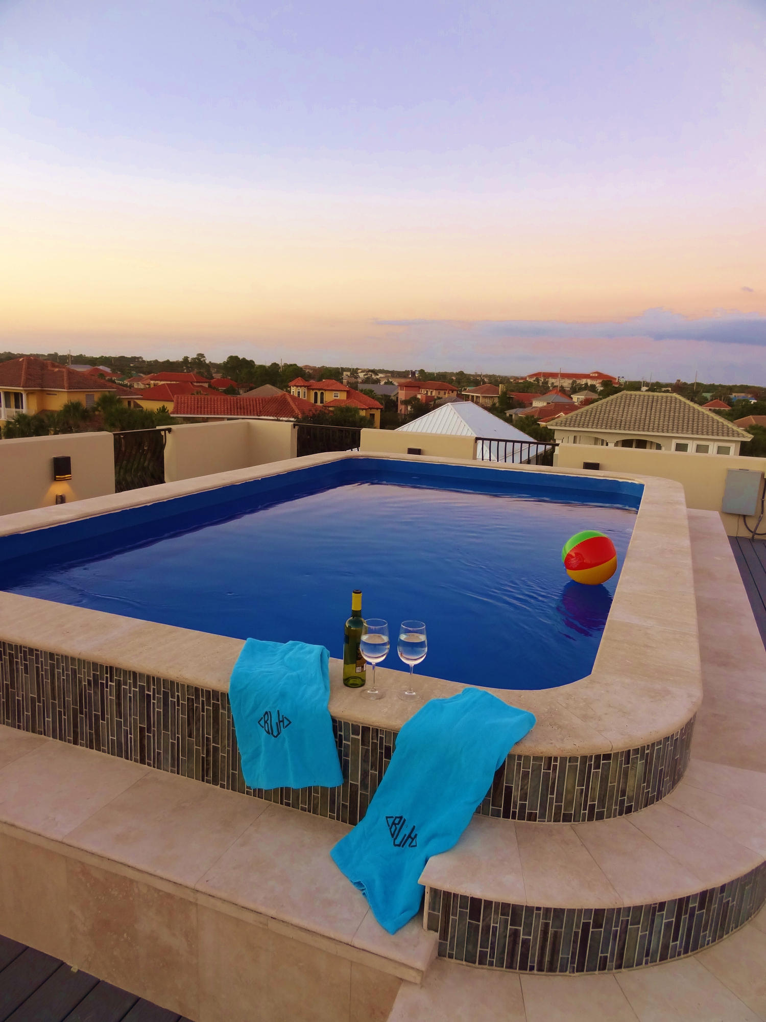 DESTINY BY THE SEA - Residential