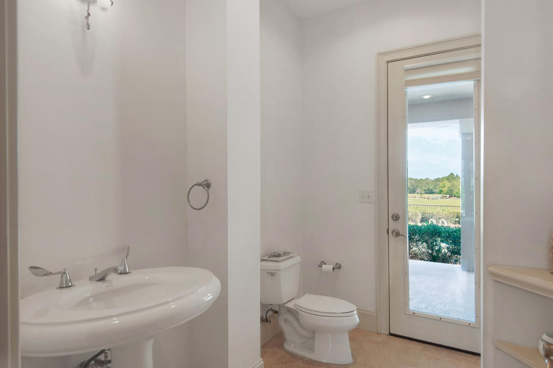 ISLAND GREEN - Residential