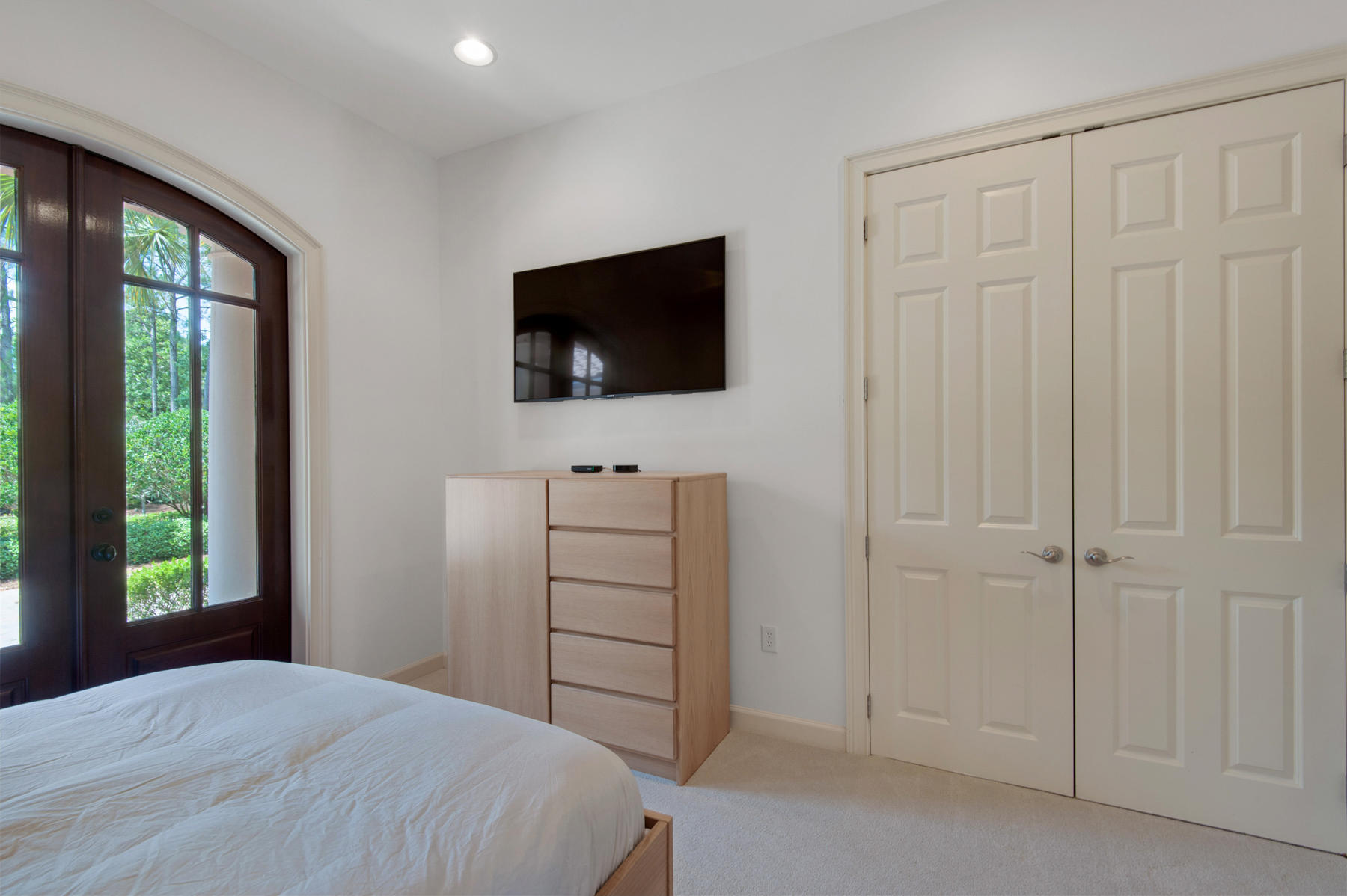 ISLAND GREEN - Residential