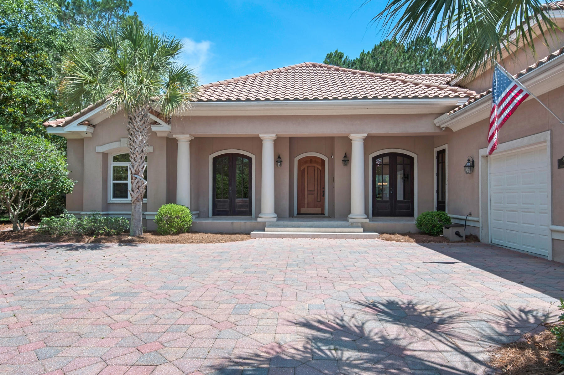 ISLAND GREEN - Residential