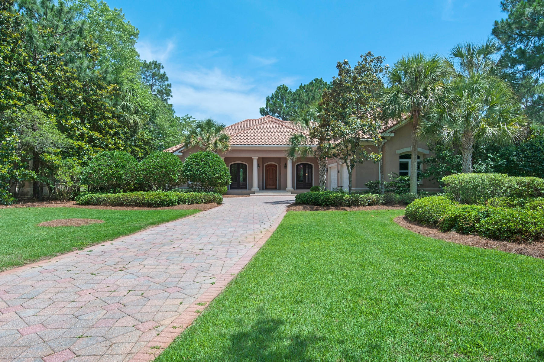 ISLAND GREEN - Residential