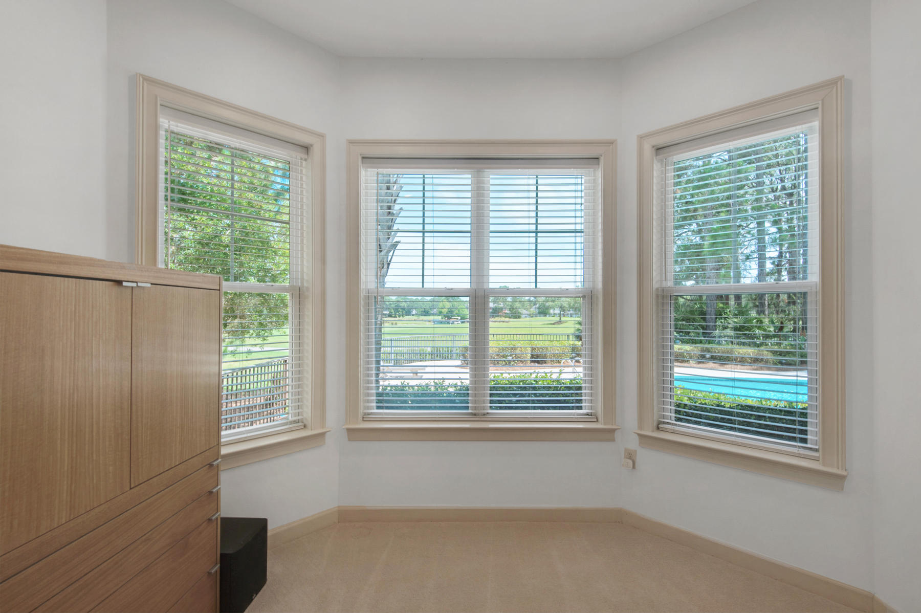 ISLAND GREEN - Residential