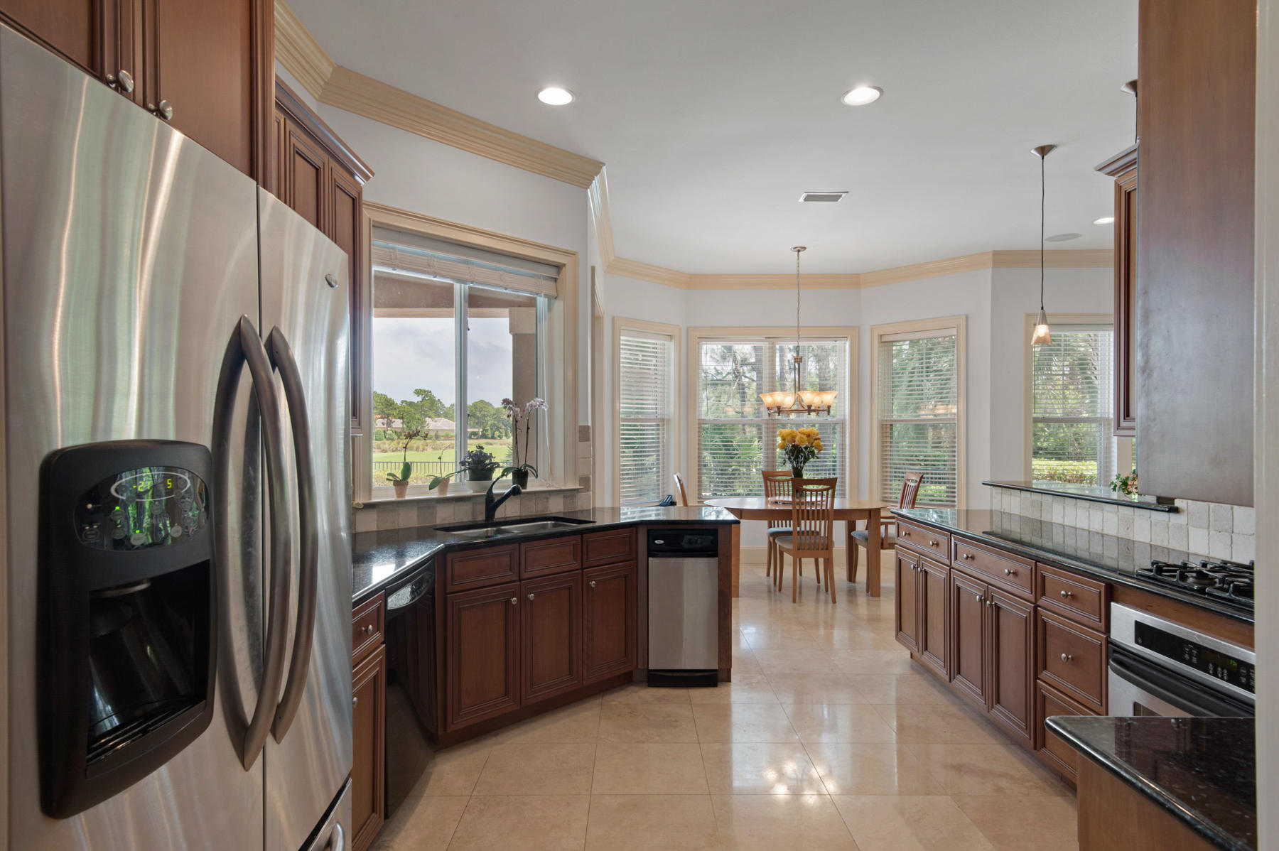 ISLAND GREEN - Residential