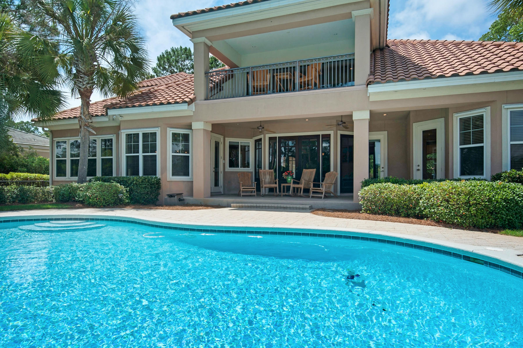 ISLAND GREEN - Residential