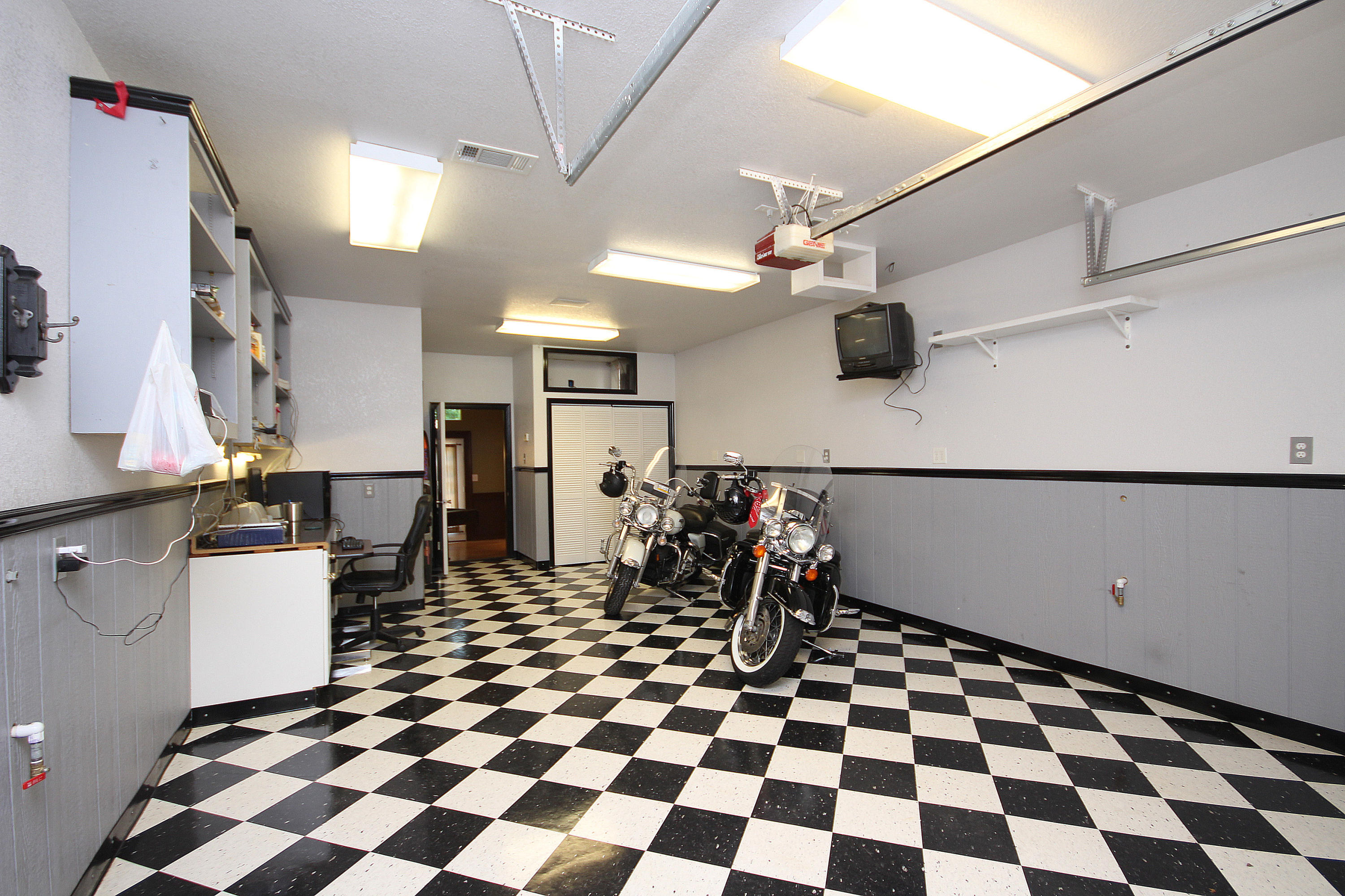 ARKIE & J E ALLEN S/D - Residential