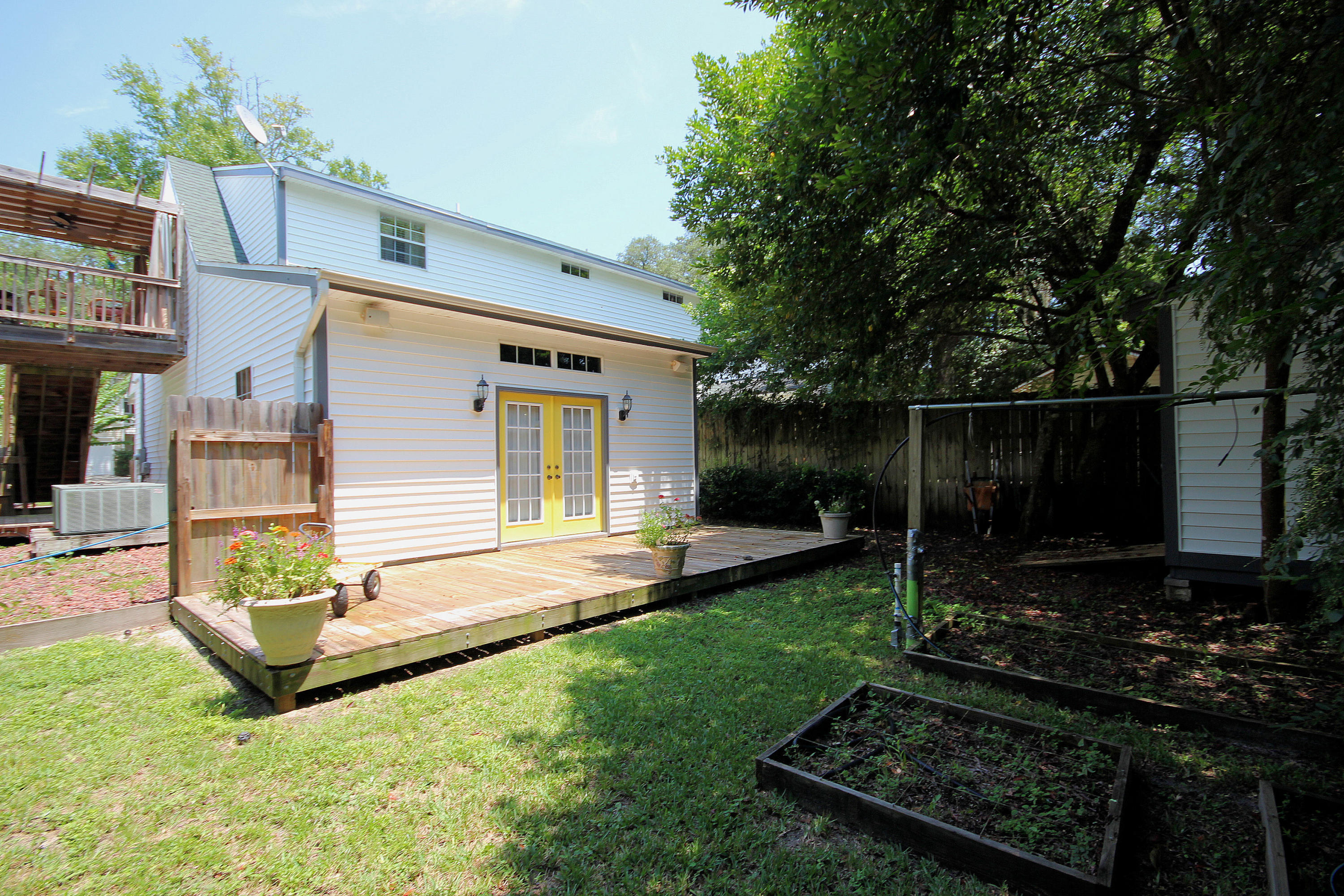 ARKIE & J E ALLEN S/D - Residential