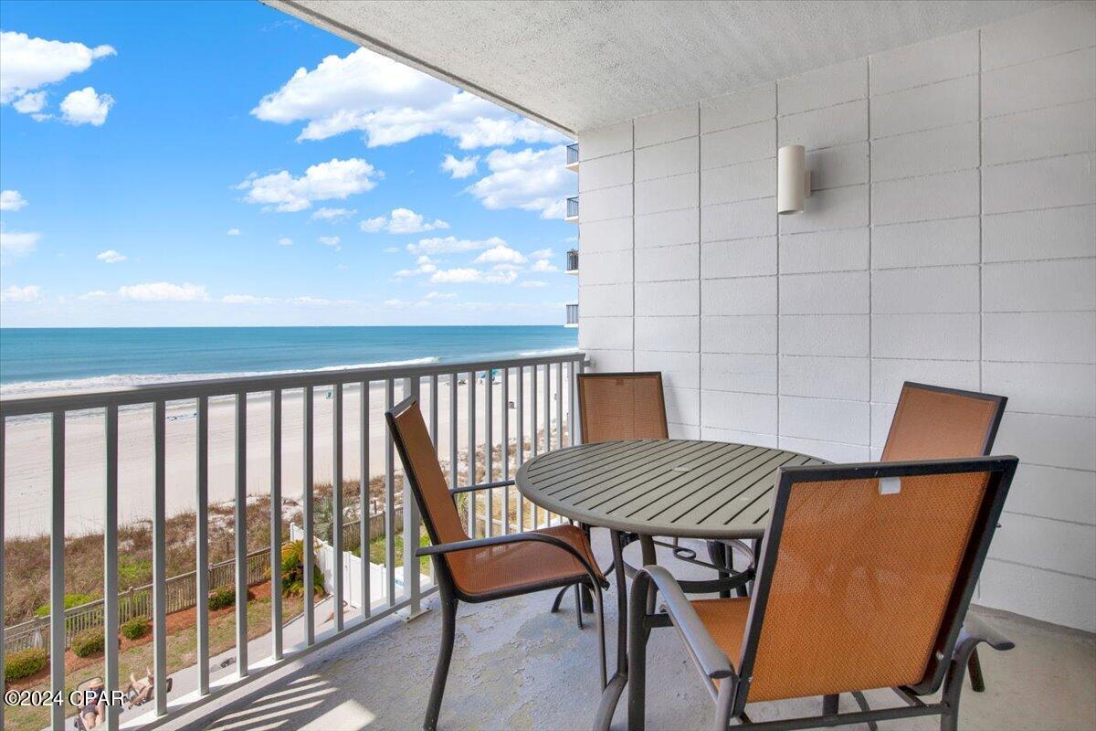 MARINER WEST CONDO - Residential