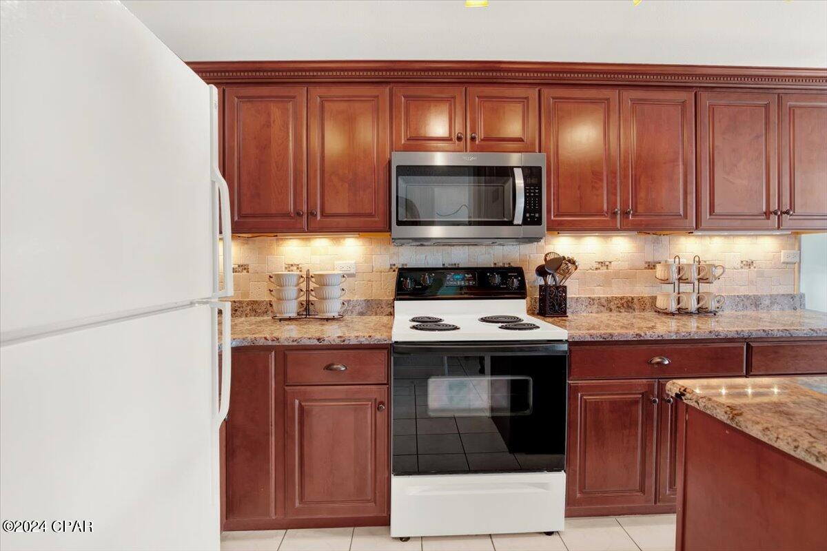 MARINER WEST CONDO - Residential