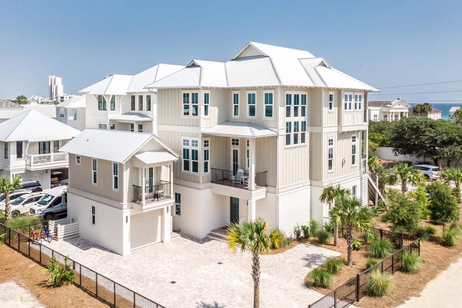 GULF SHORE MANOR - Residential