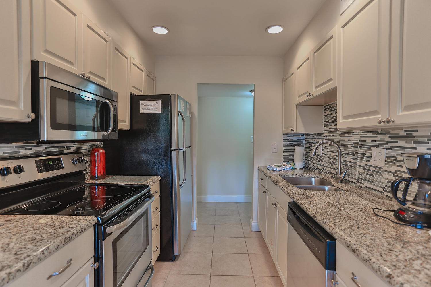 SEASCAPE CONDO GARDEN VILLA - Residential