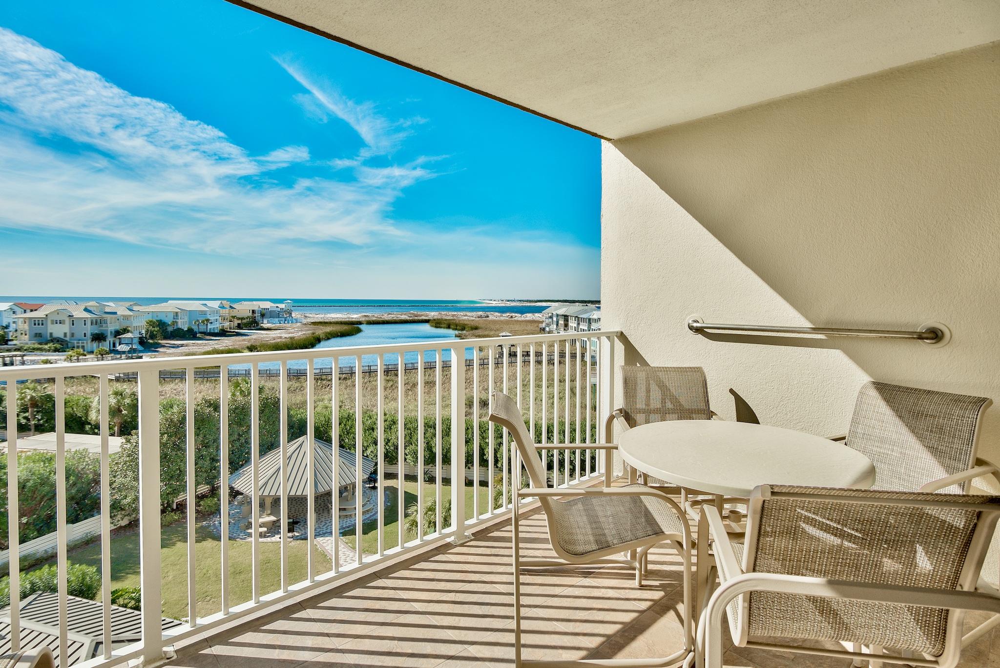 ISLANDER CONDO PH 2 - Residential