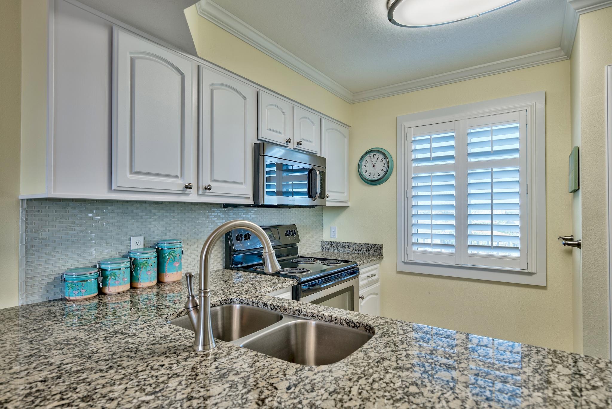 ISLANDER CONDO PH 2 - Residential