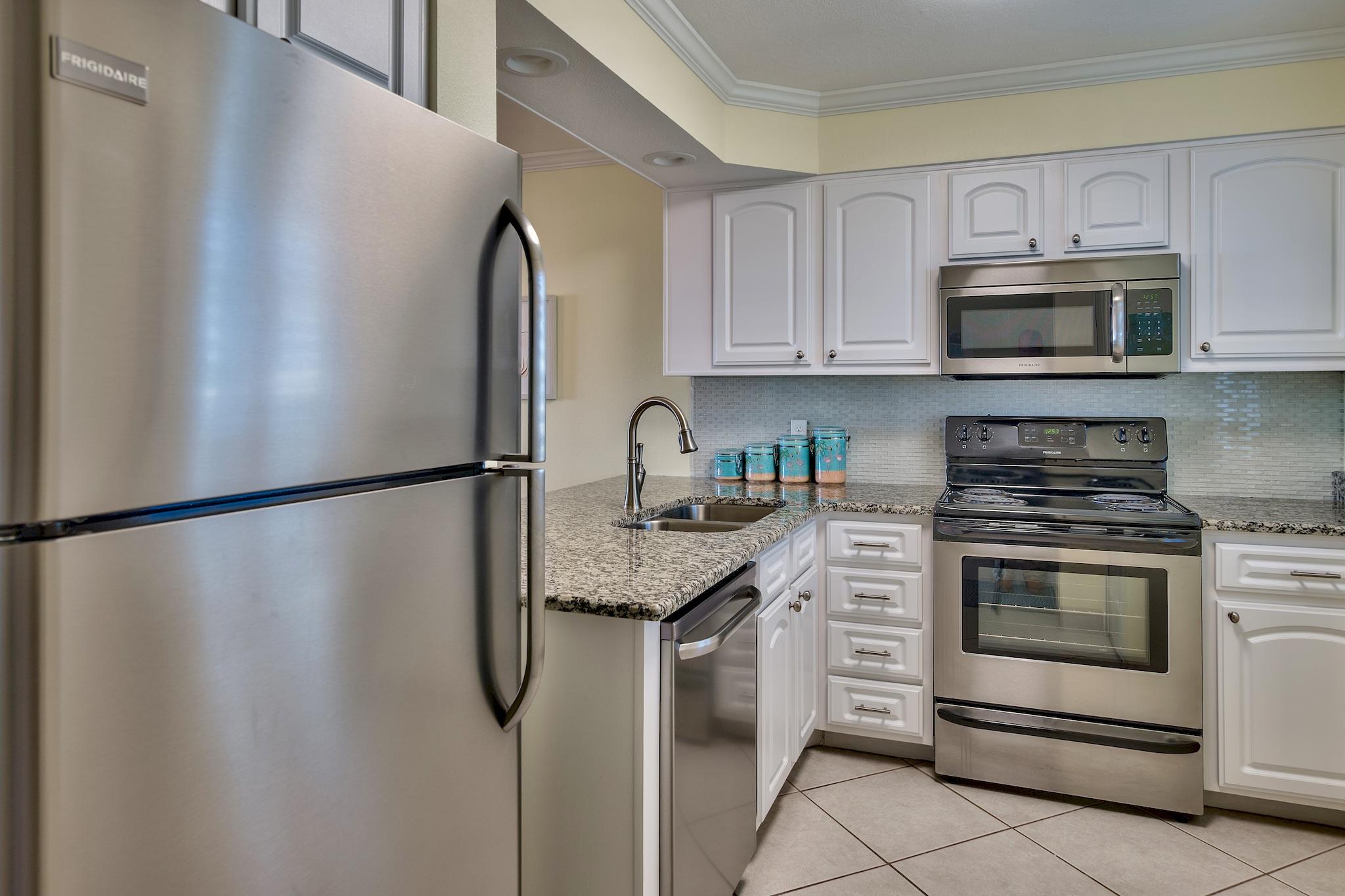 ISLANDER CONDO PH 2 - Residential