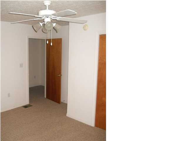 CHATELAINE ESTATES S/D - Residential