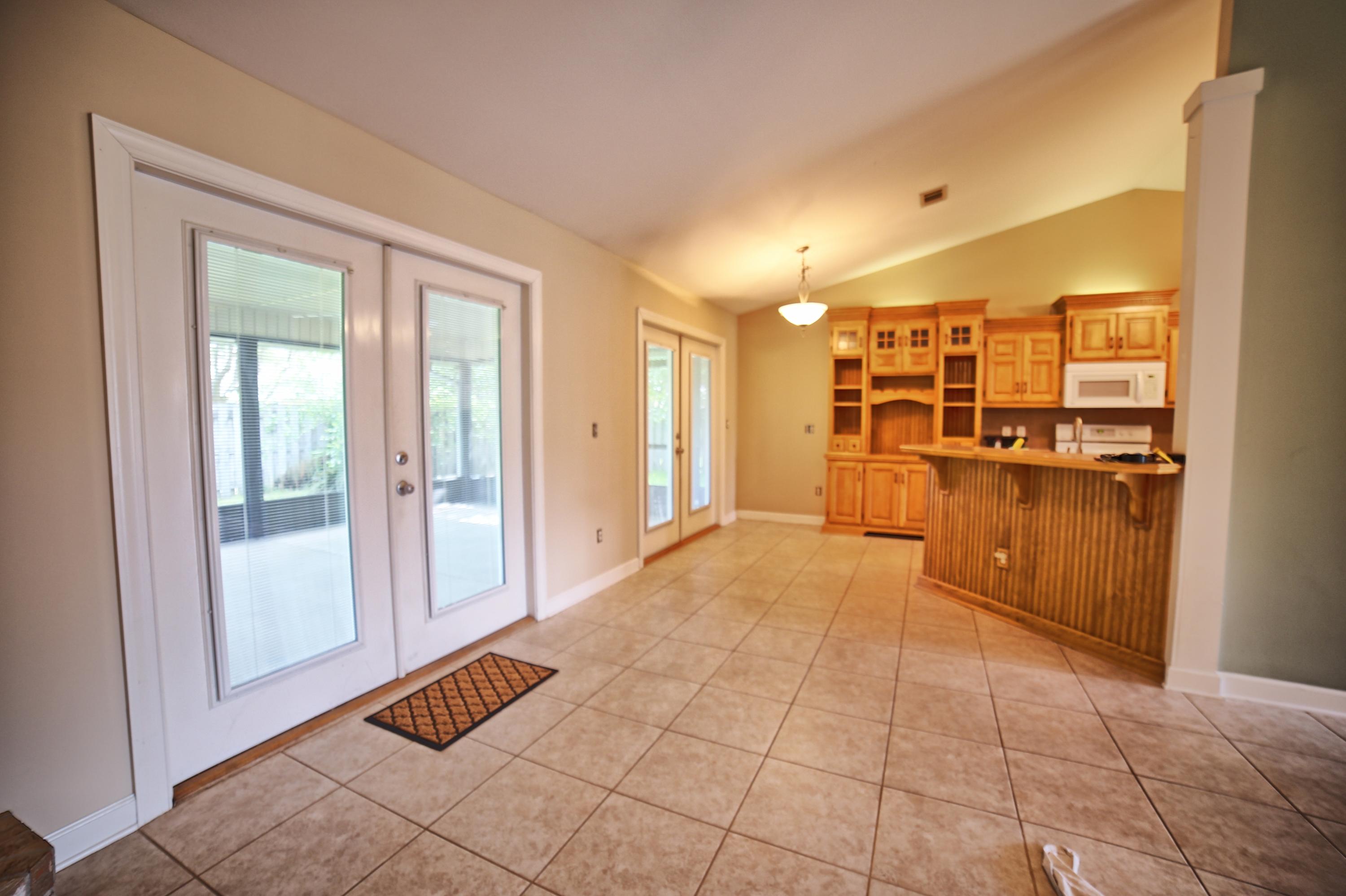 INDIAN LAKE - Residential Lease