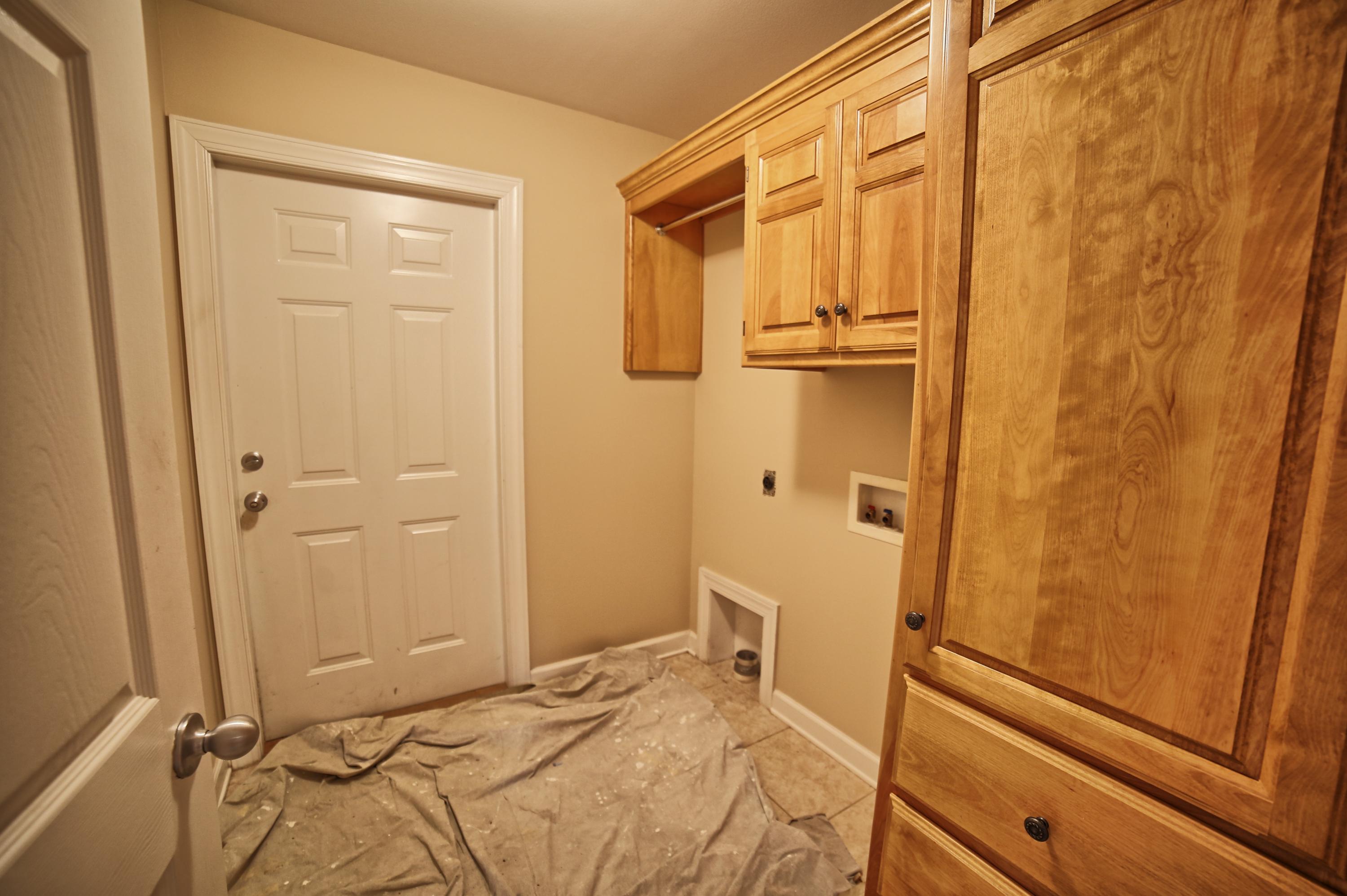 INDIAN LAKE - Residential Lease