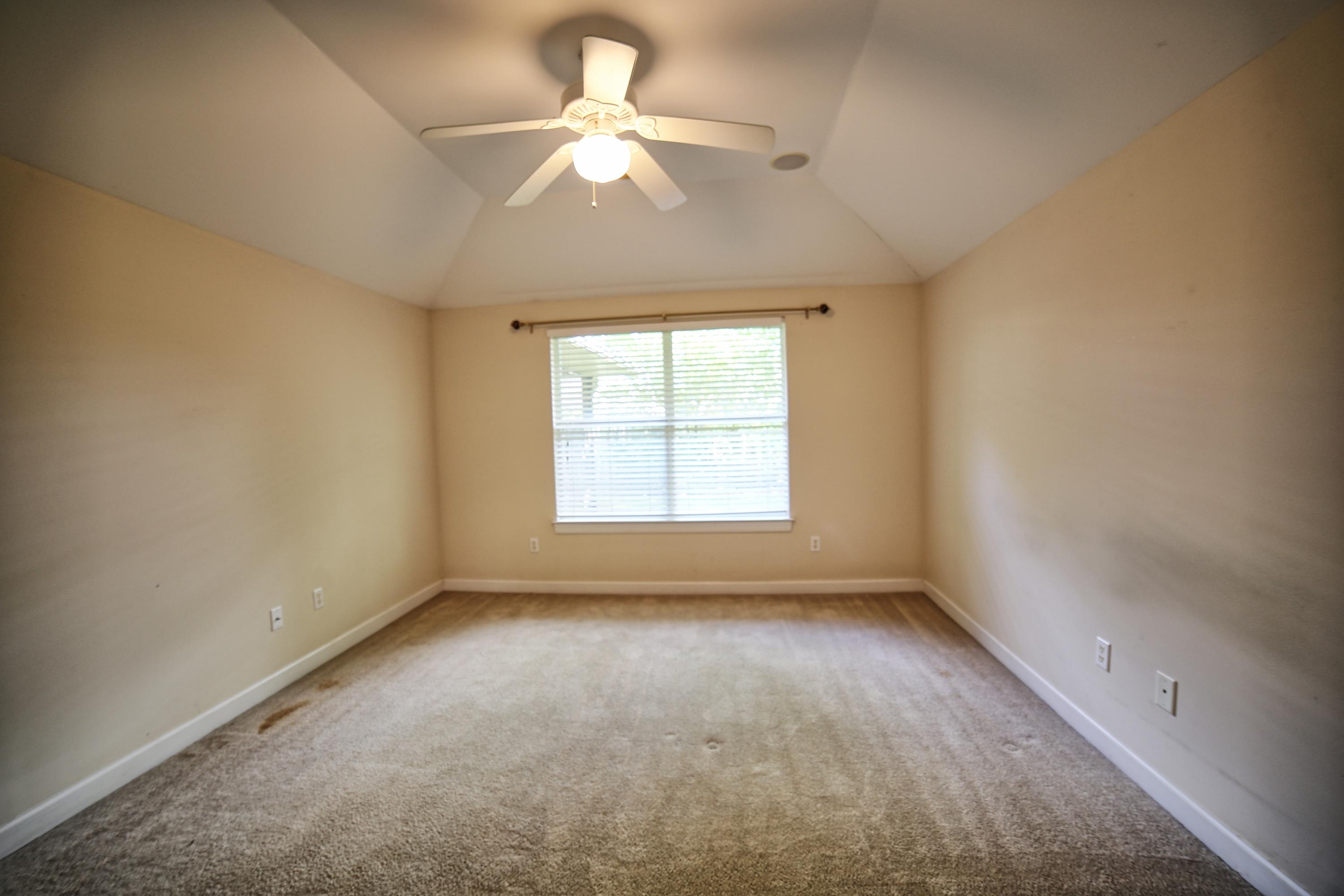 INDIAN LAKE - Residential Lease