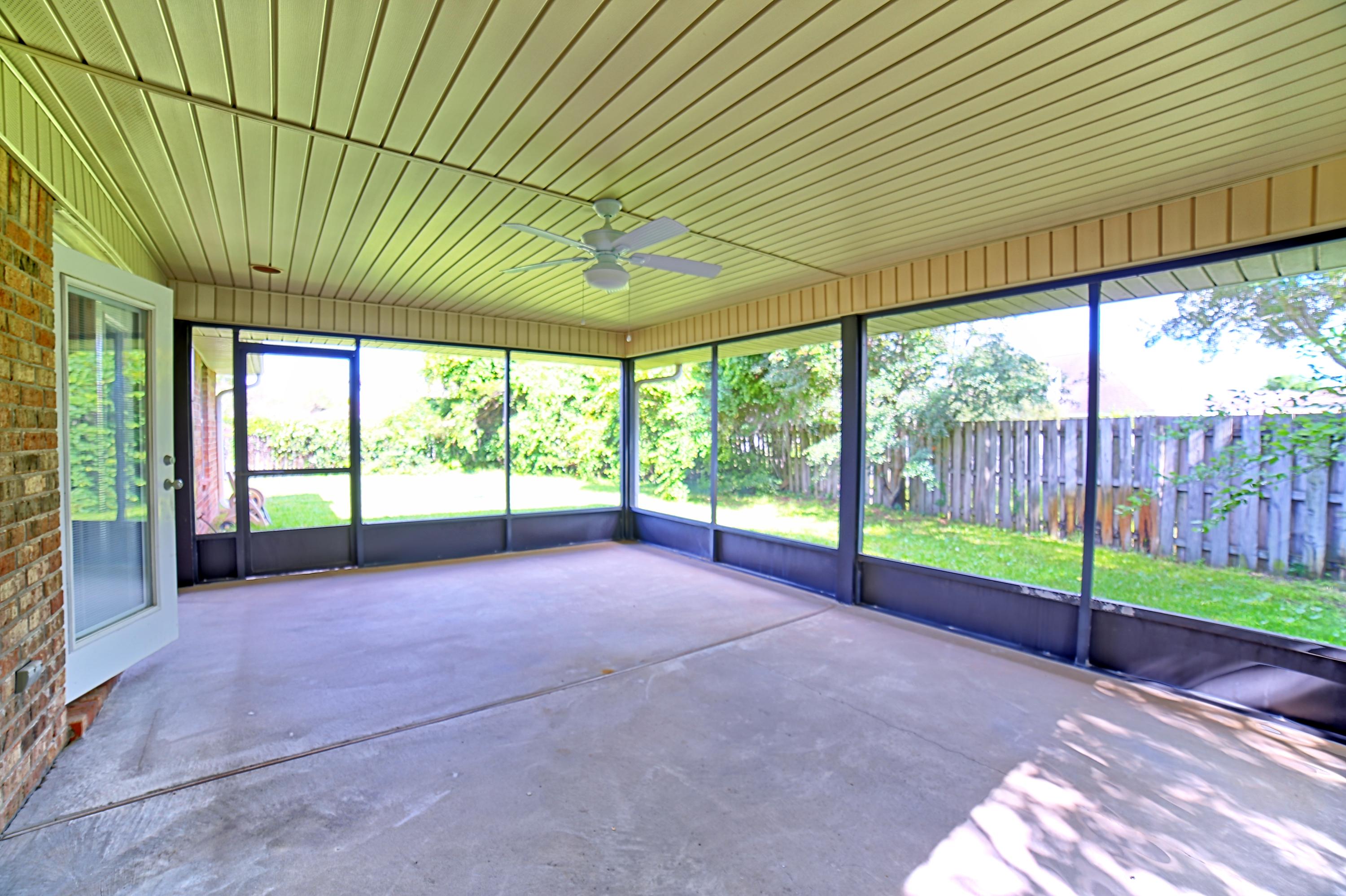 INDIAN LAKE - Residential Lease