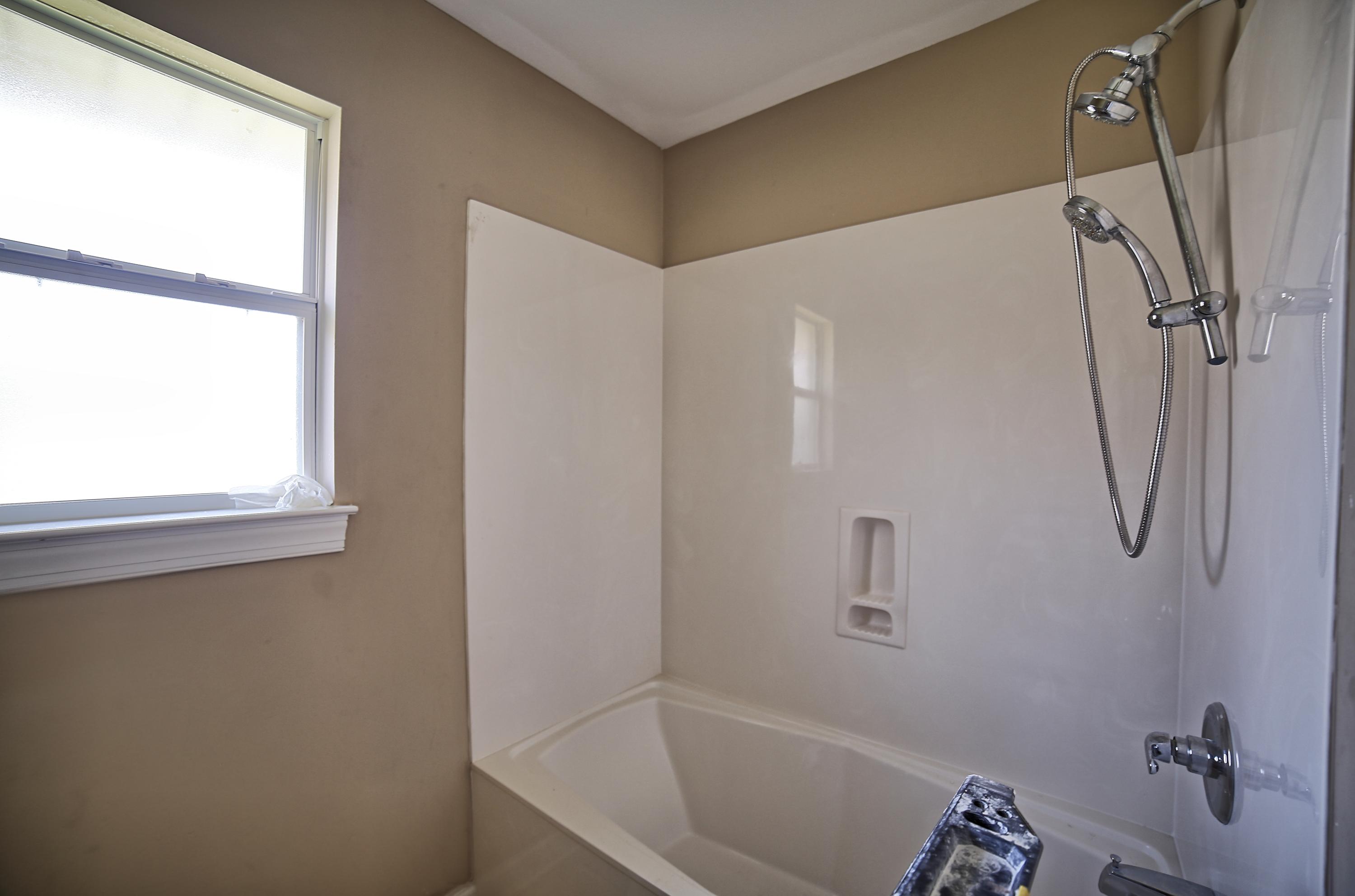 INDIAN LAKE - Residential Lease