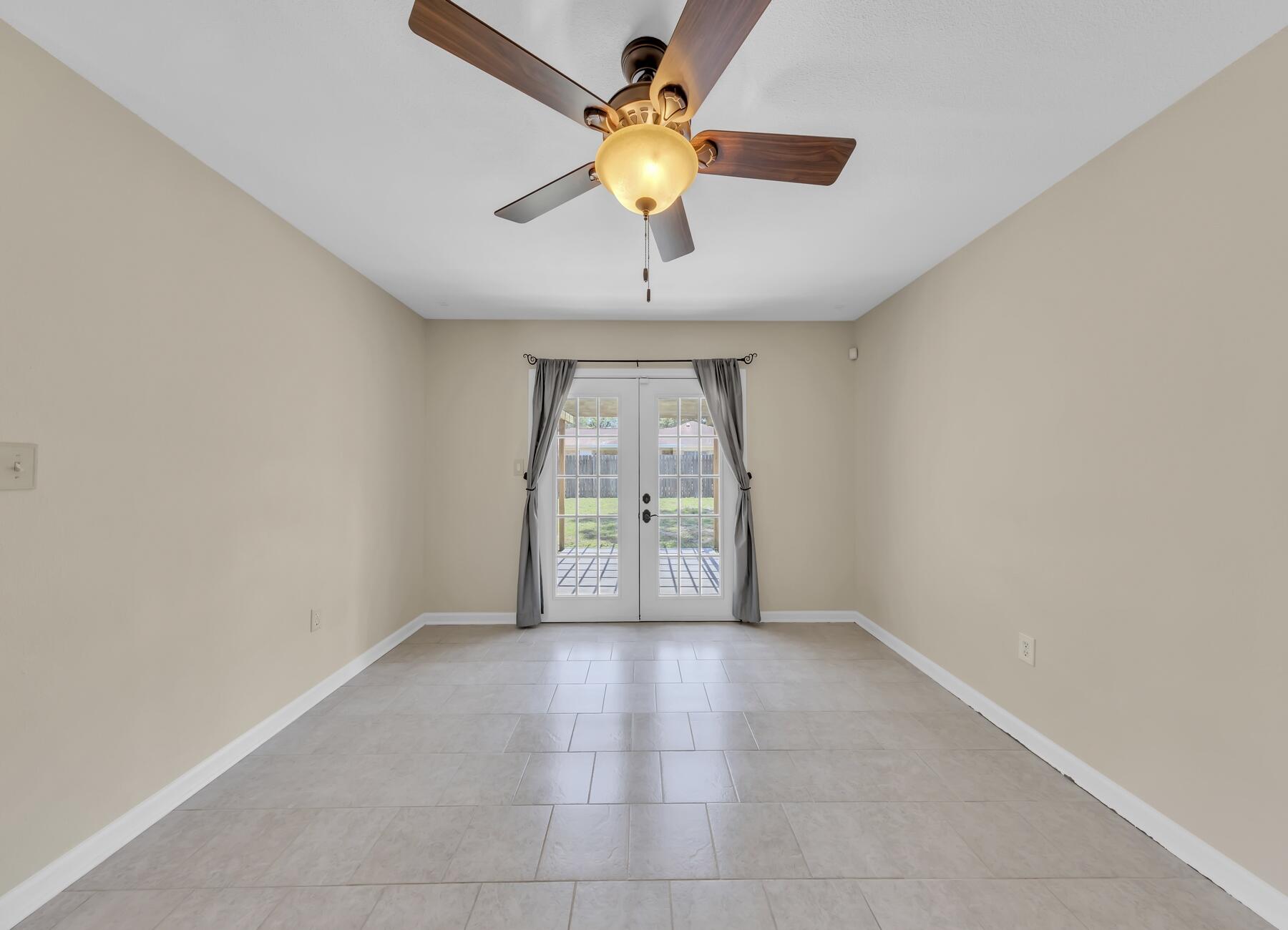 COLONY ESTATES 3RD ADDN - Residential Lease